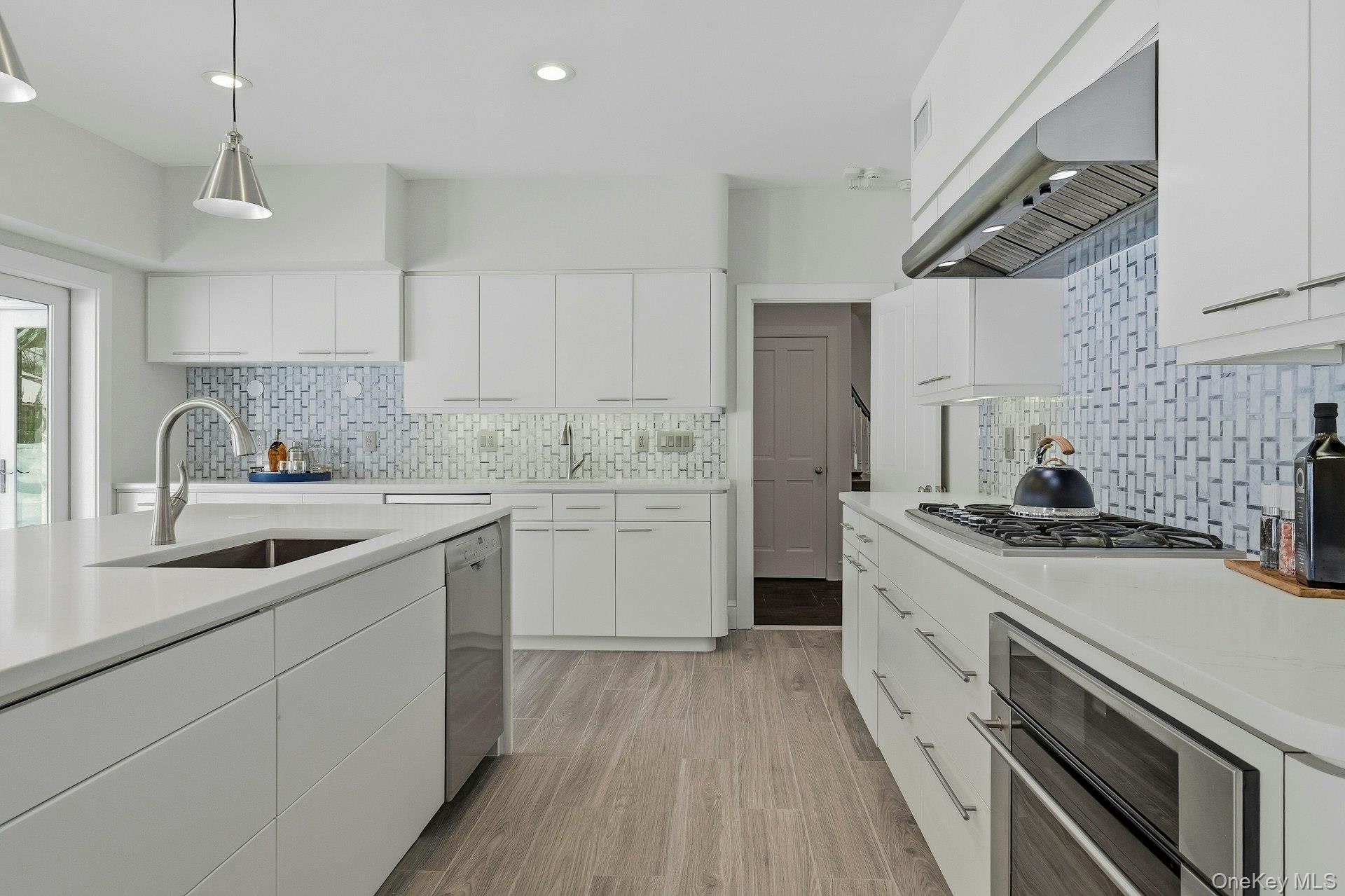 #18 photo, 34 Sousa Drive, Sands Point , NY 11050