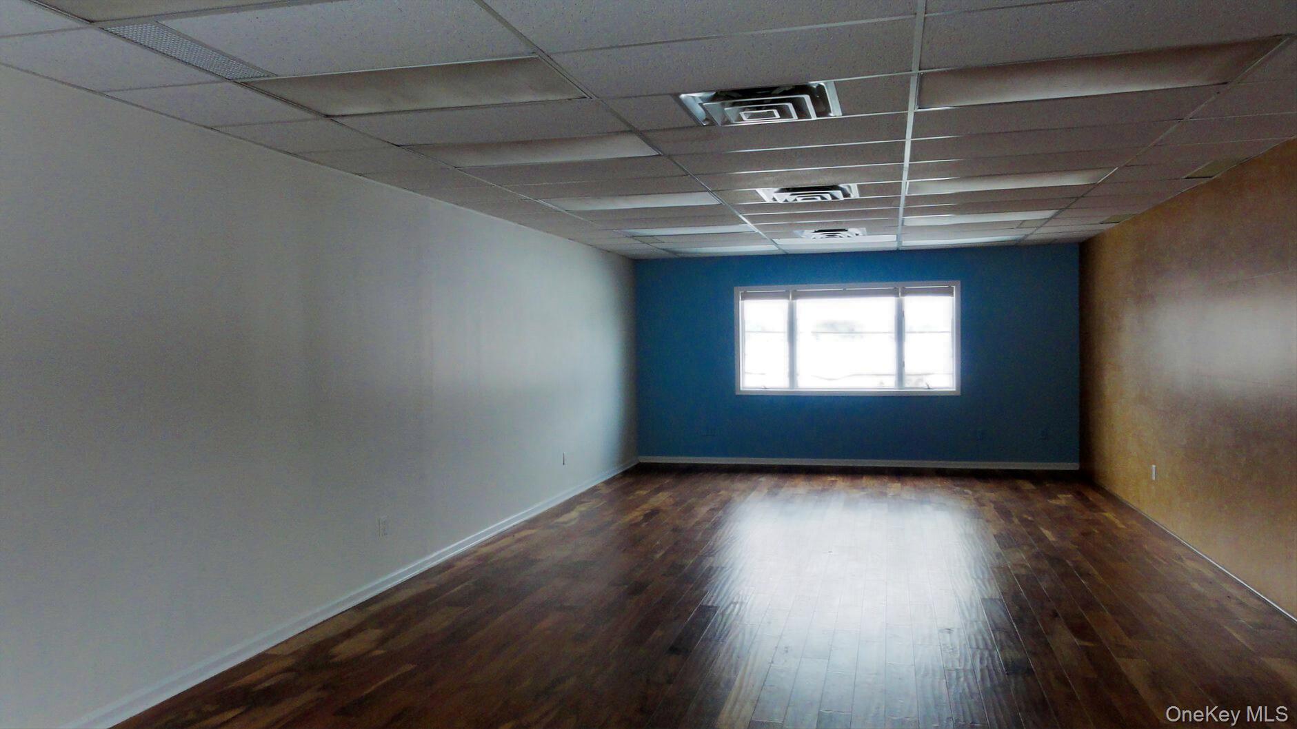 #4 photo, 900 S Lake Boulevard, 뉴욕주 Mahopac , NY 10541