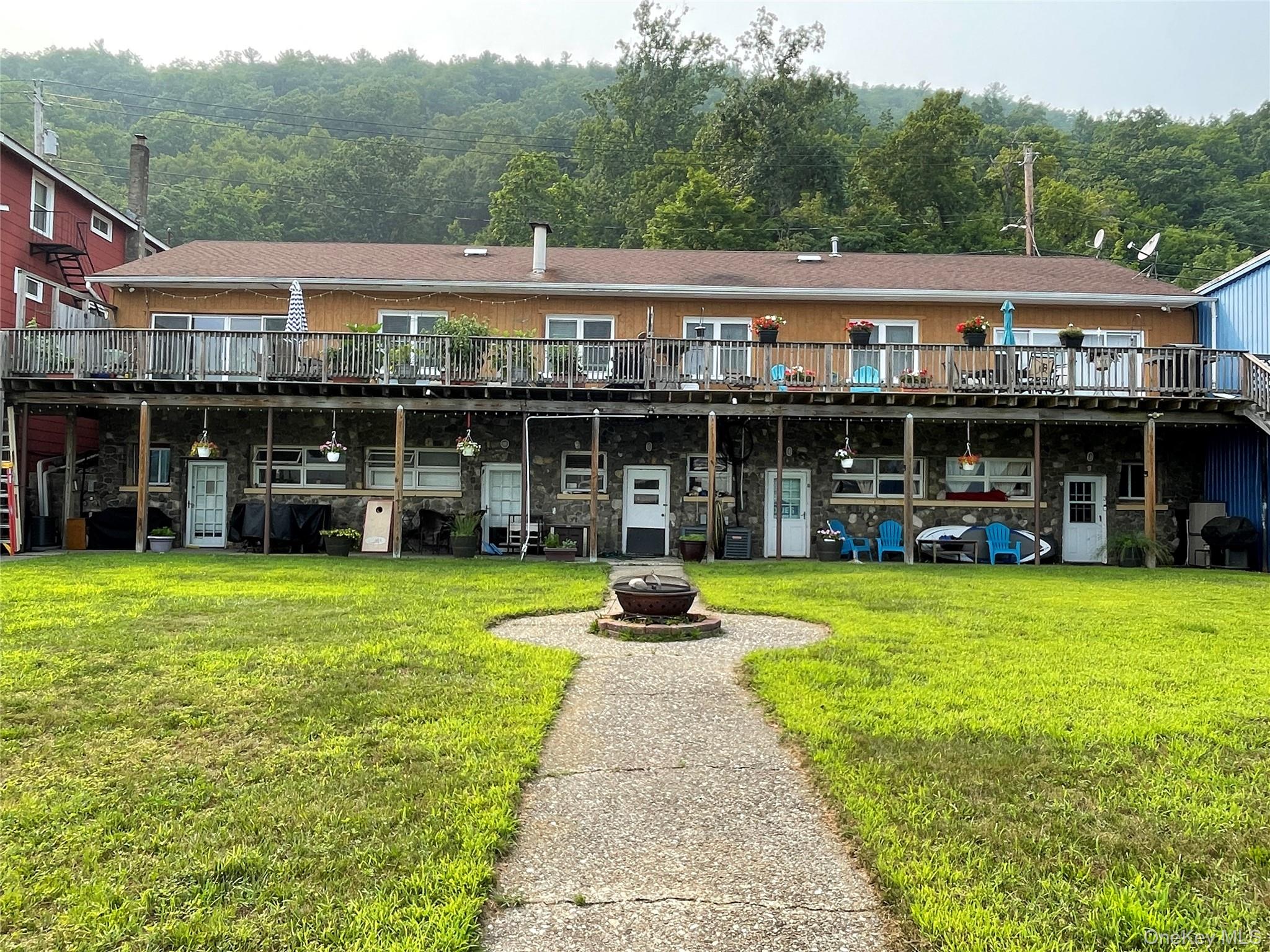 #2 photo, 666 Jersey Avenue, Greenwood Lake , NY 10925