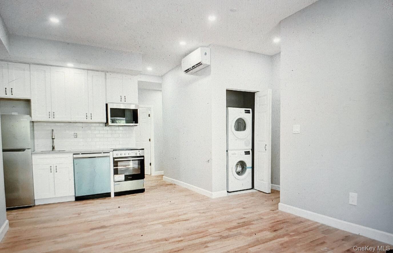 #1 photo, 75 Woodbine Street, Brooklyn , NY 11221