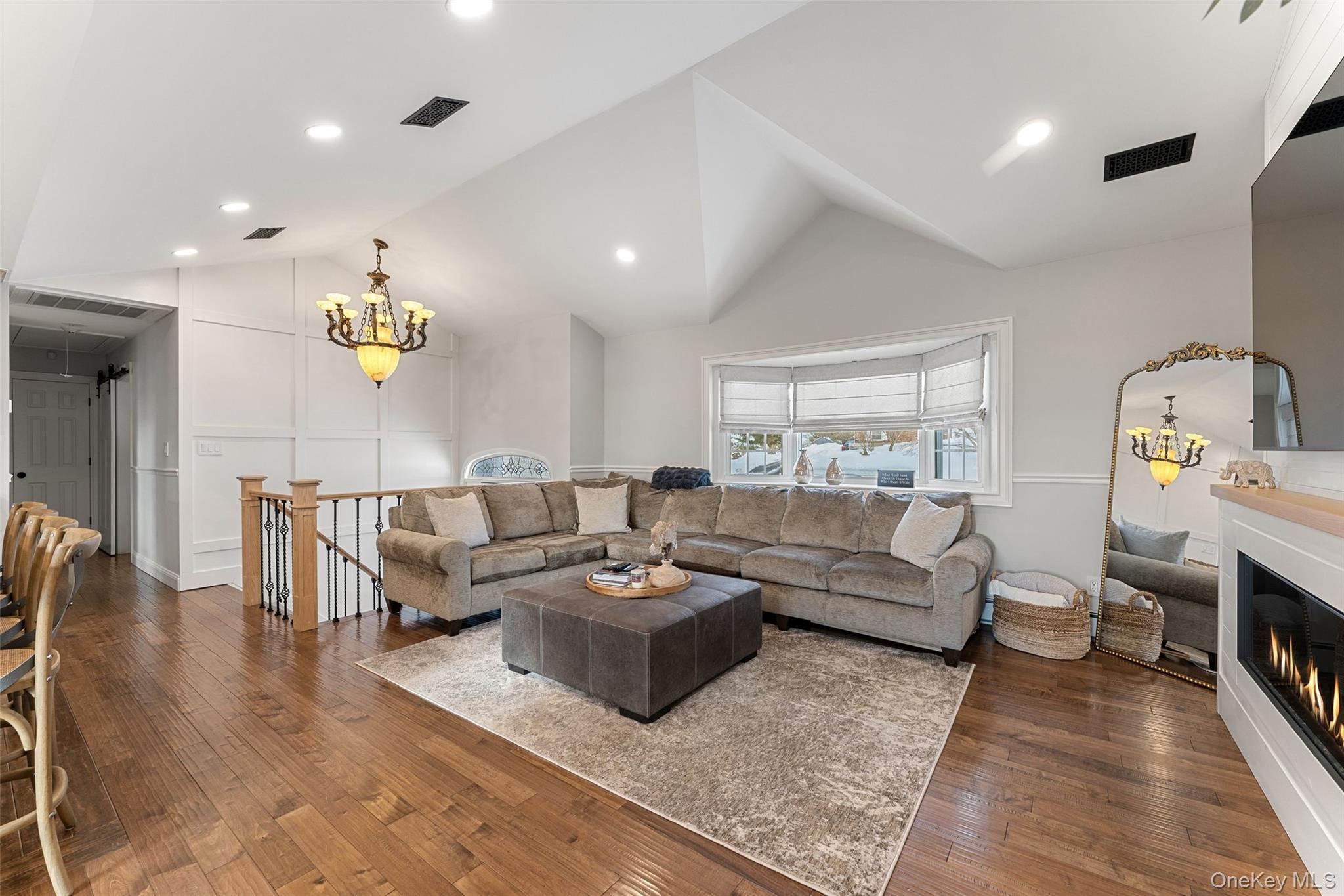 #4 photo, 3175 Court Street, Yorktown Heights , NY 10598