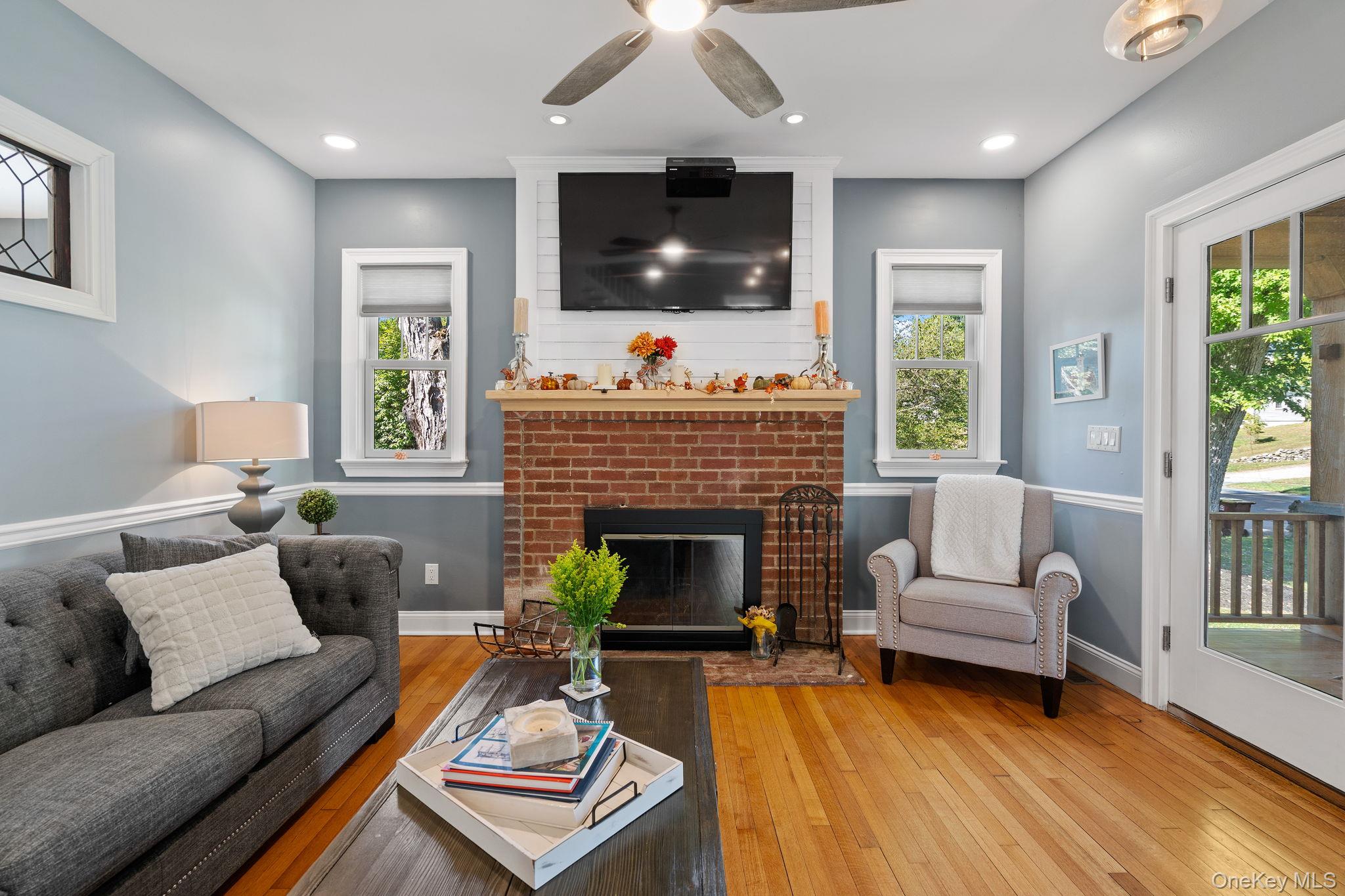 #19 photo, 42 Colonial Avenue, Warwick , NY 10990