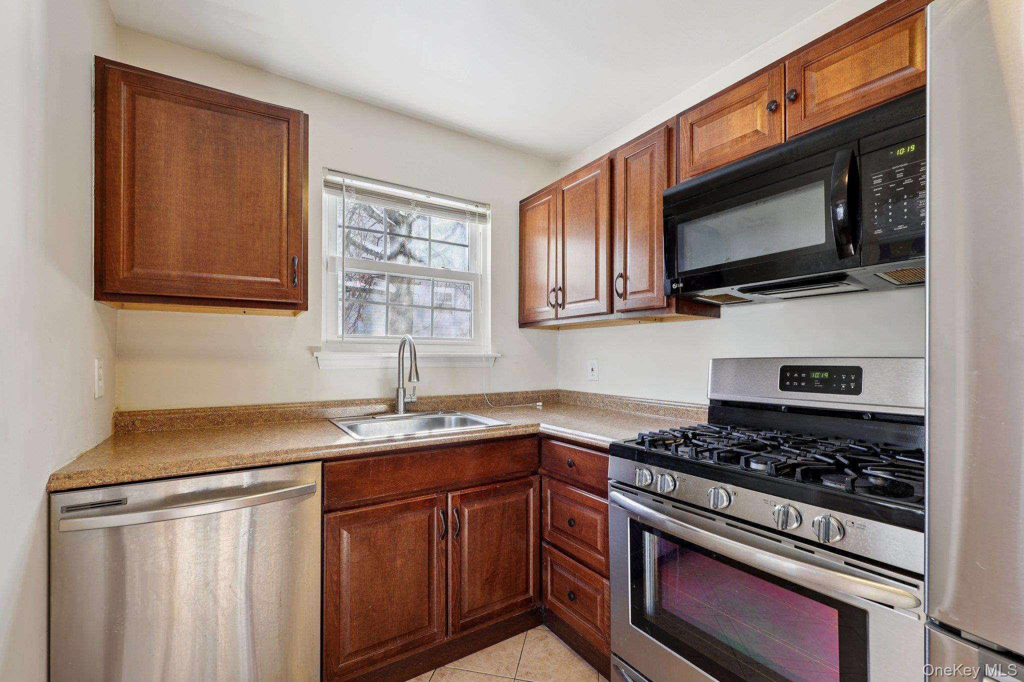 #13 photo, 14 Lexington Hill, Harriman , NY 10926