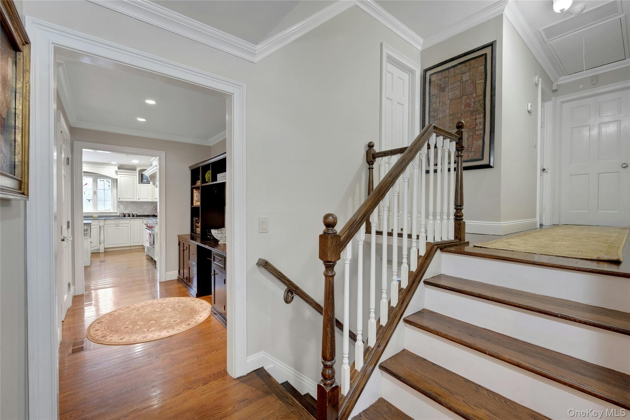 #4 photo, 3 Birchbrook Drive, Valhalla , NY 10595