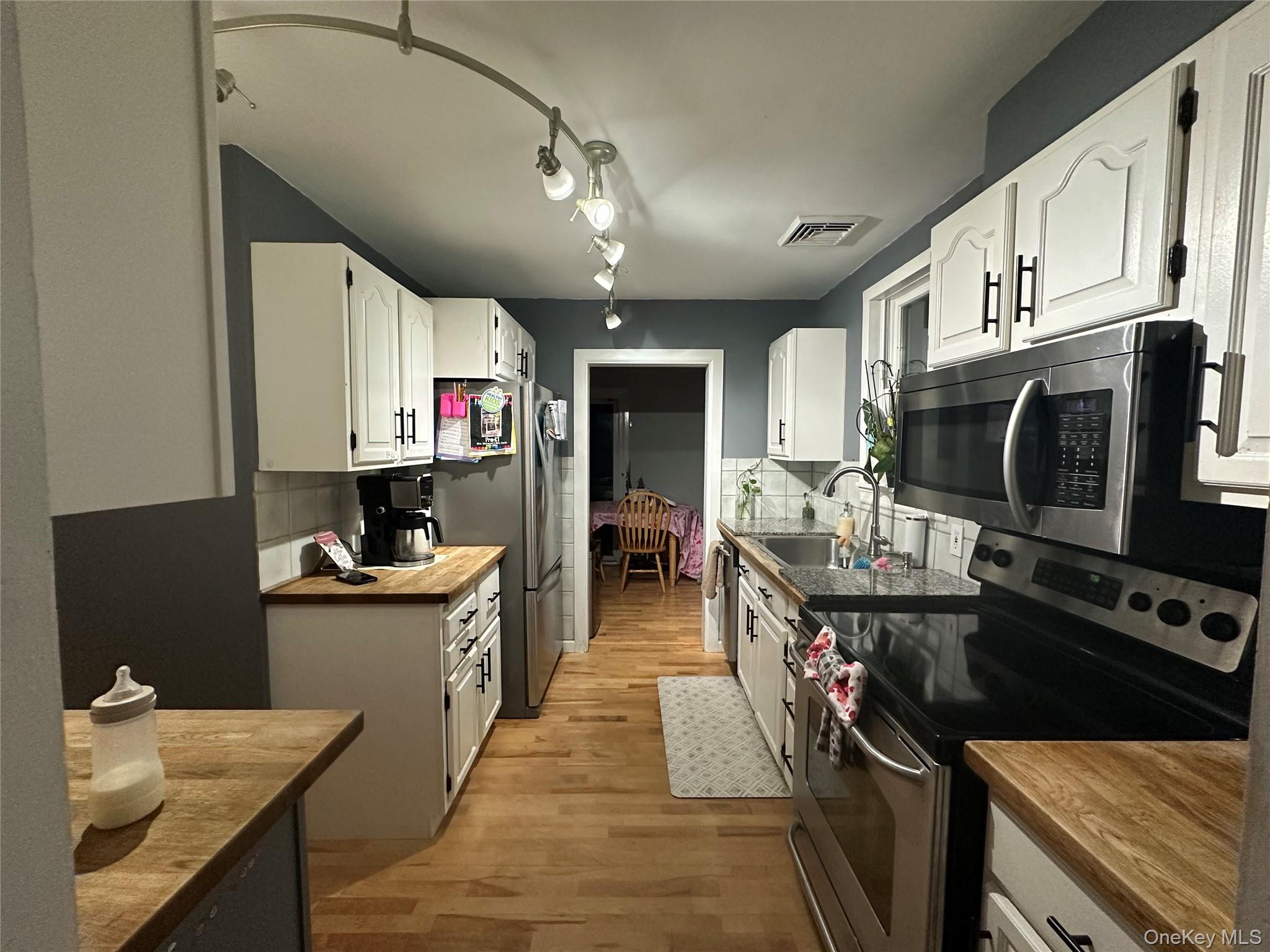 #4 photo, 24 Cooledge Drive, Brewster , NY 10509