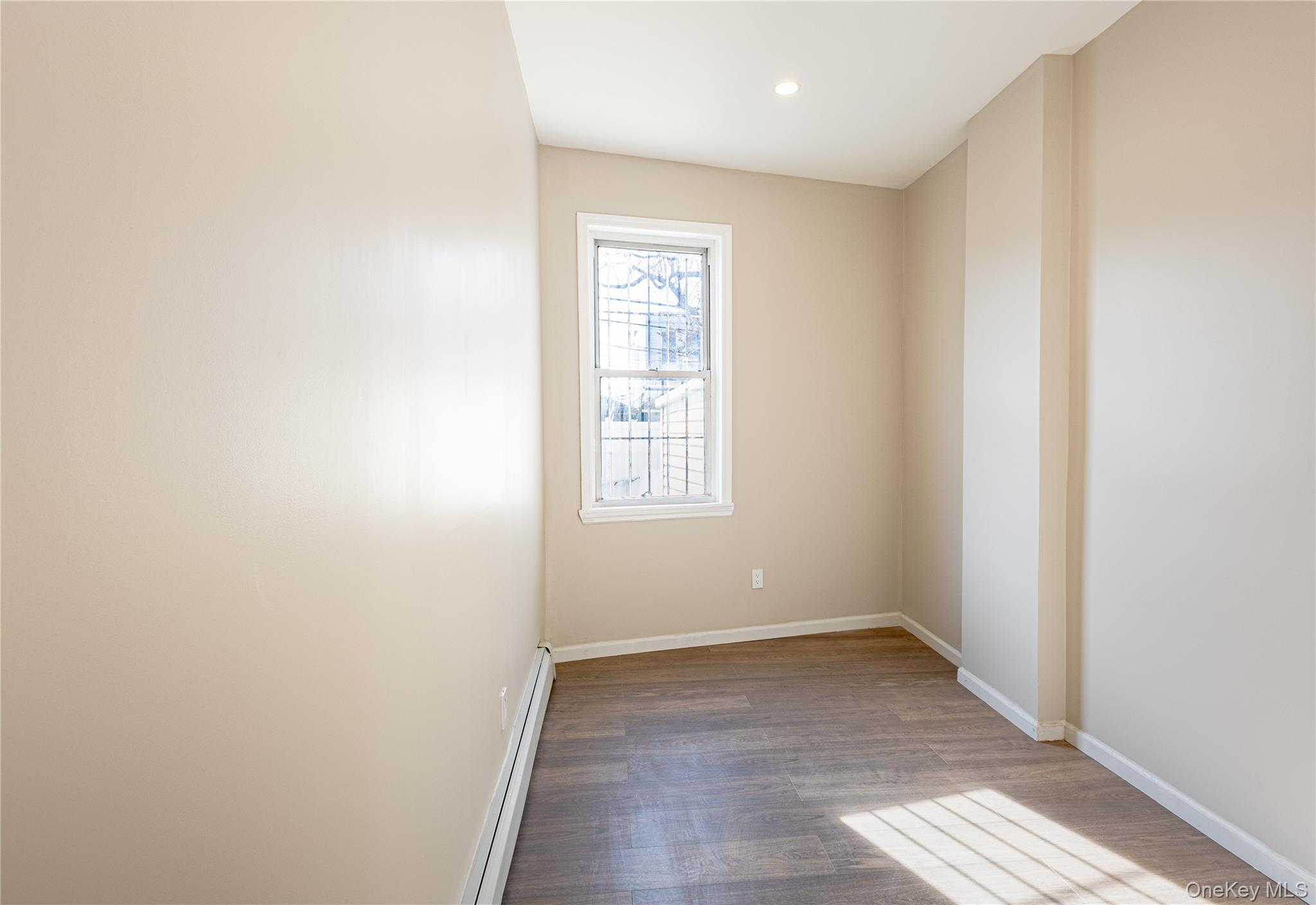 #11 photo, 132-16 Hillside Avenue, Richmond Hill , NY 11418