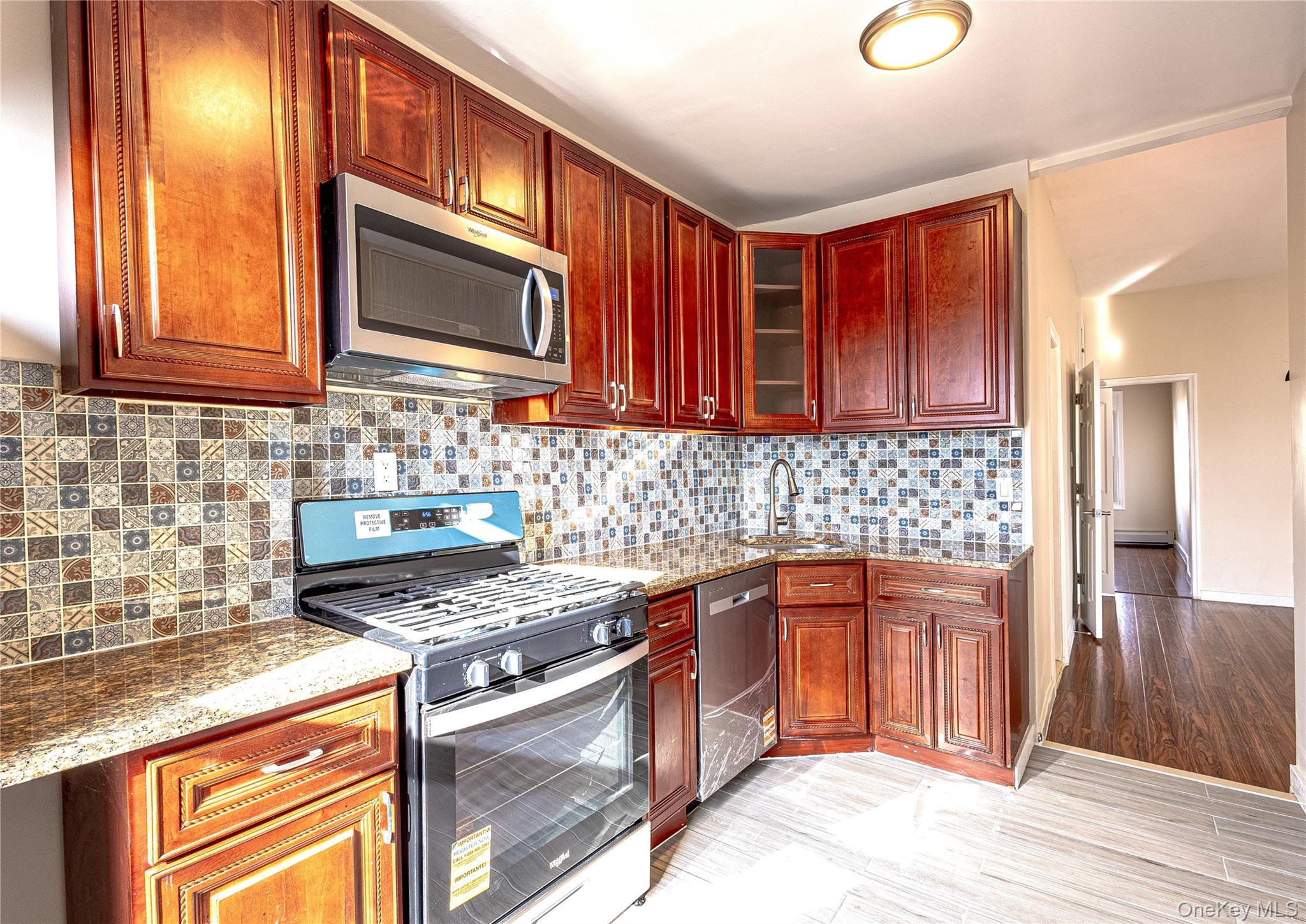 #6 photo, 132-16 Hillside Avenue, Richmond Hill , NY 11418