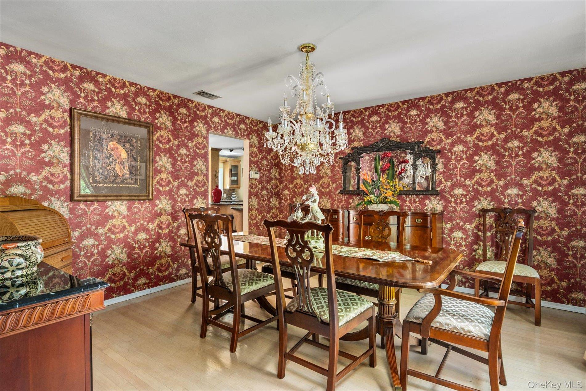 #12 photo, 219 Burrs Lane, Dix Hills , NY 11746