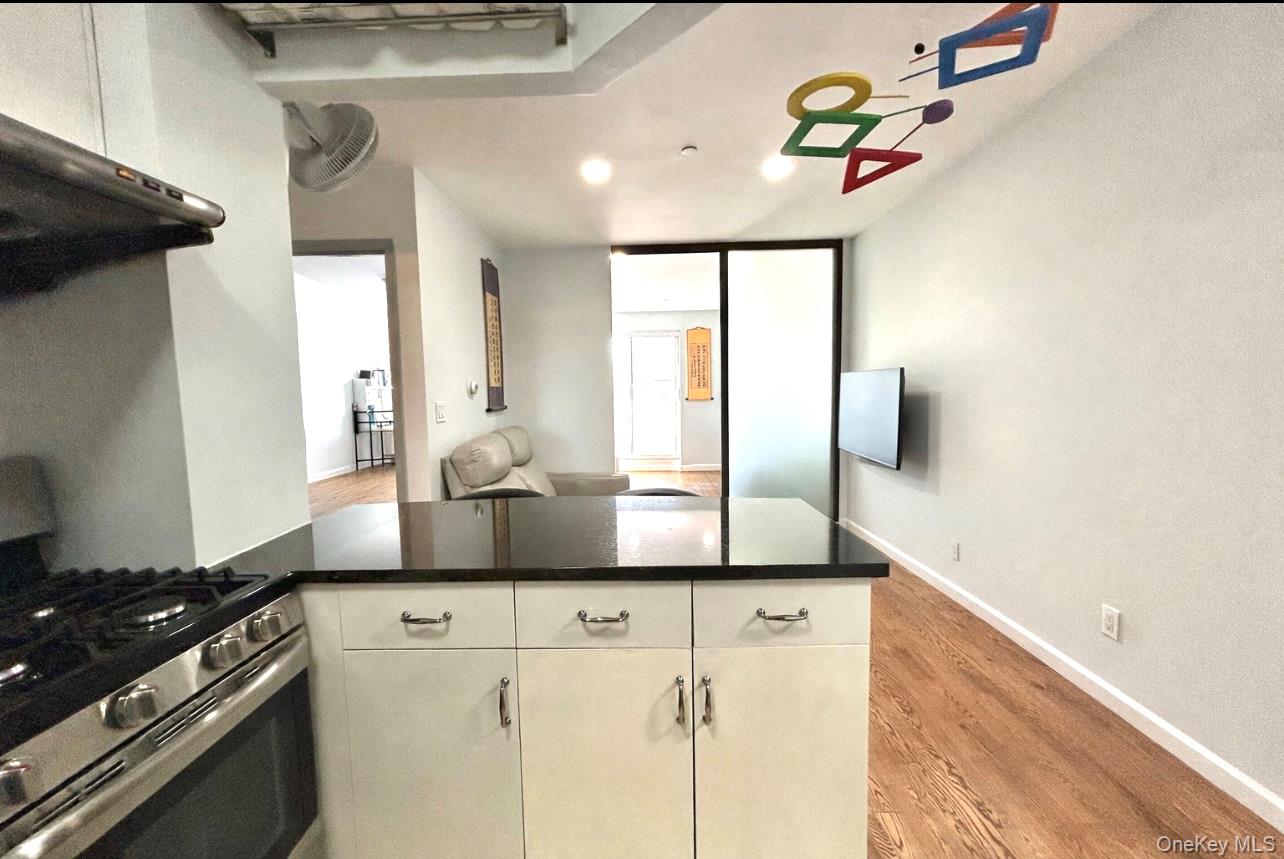 #5 photo, 78-36 46th Avenue, Elmhurst , NY 11373