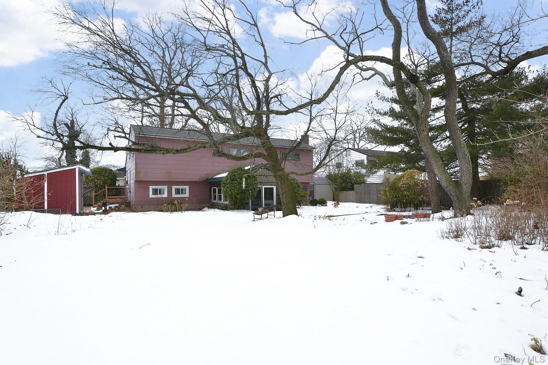 #15 photo, 11 Cherokee Street, Massapequa , NY 11758