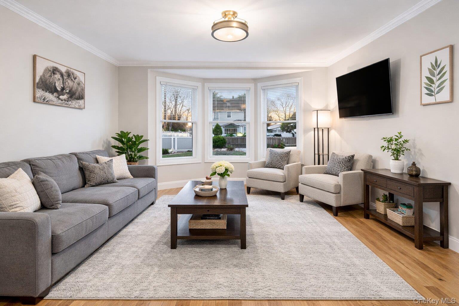 #2 photo, 23 Pineview Boulevard, সাফোক কাউন্টি Central Islip , NY 11722