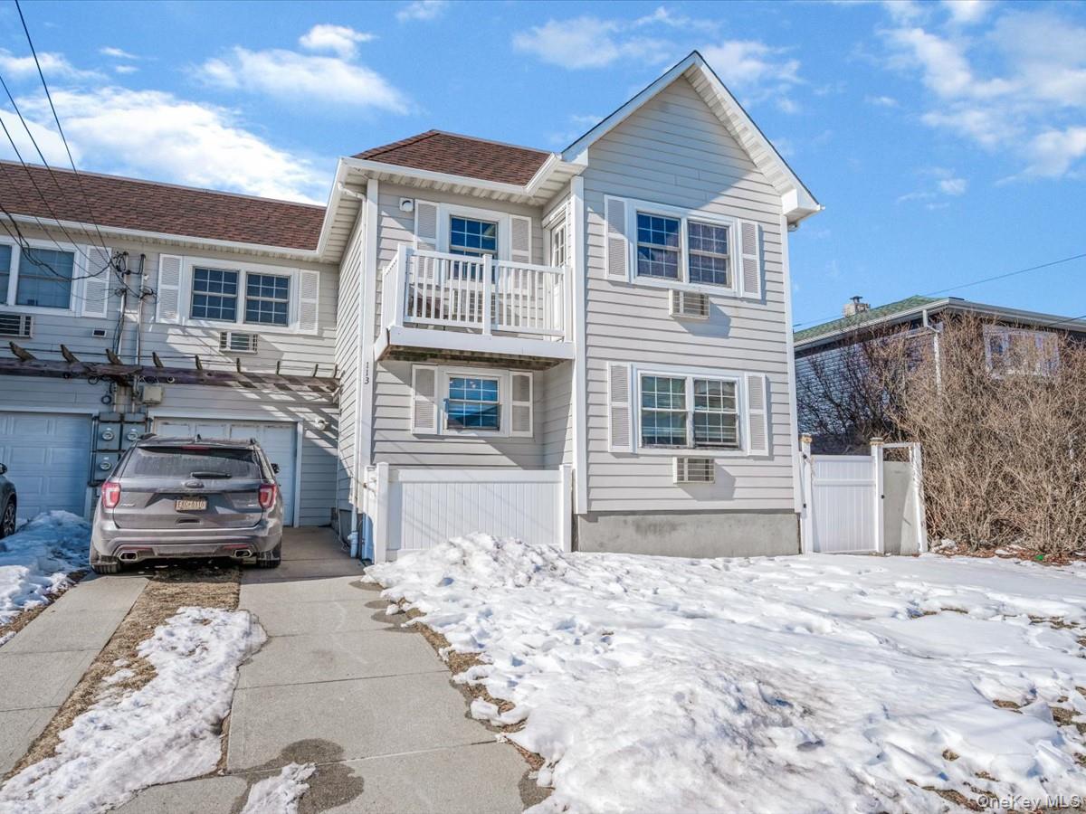 #1 photo, 113 Beach 60th Street, Arverne , NY 11692