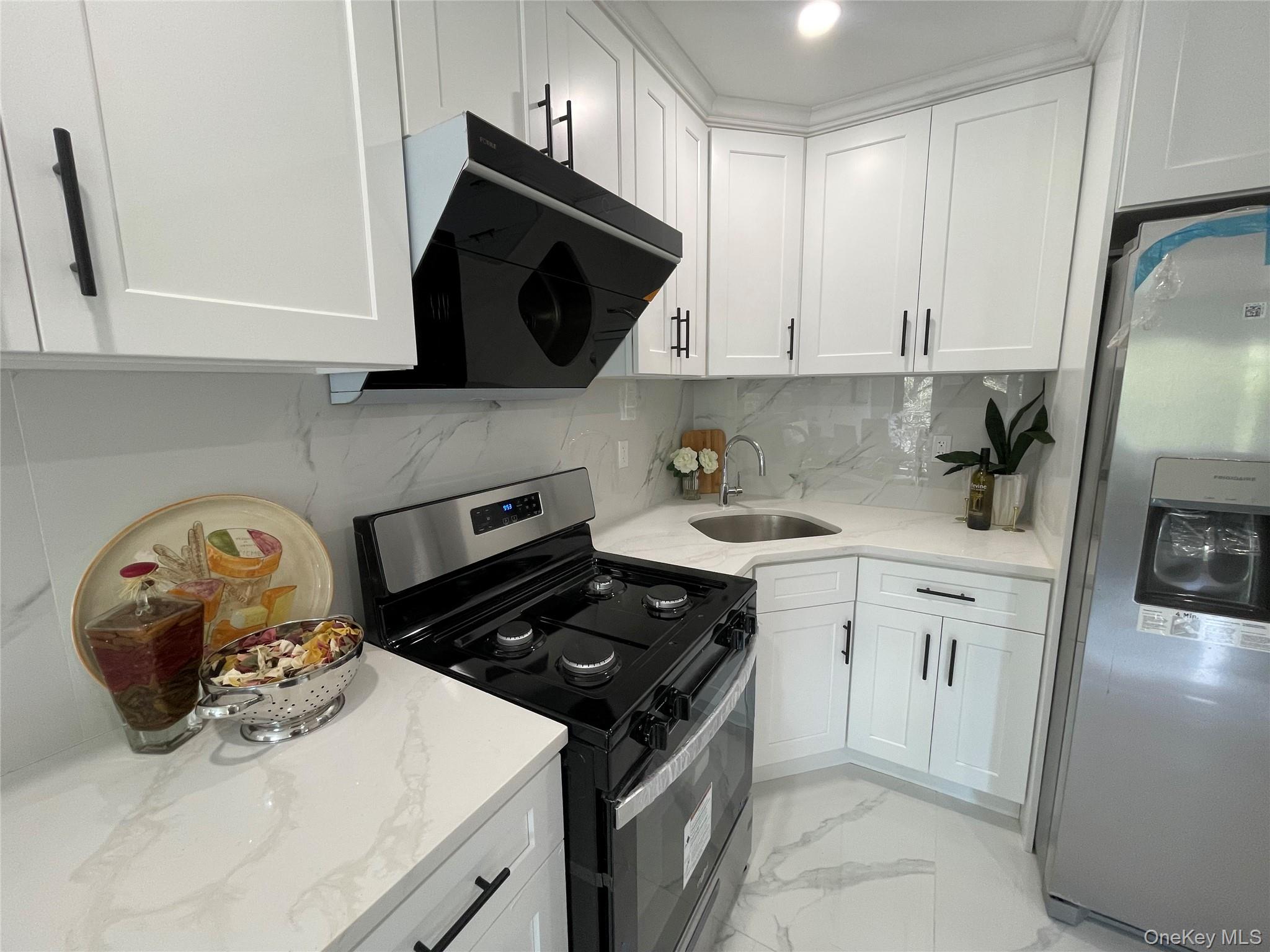 #12 photo, 140-03 32nd Avenue, Flushing , NY 11354