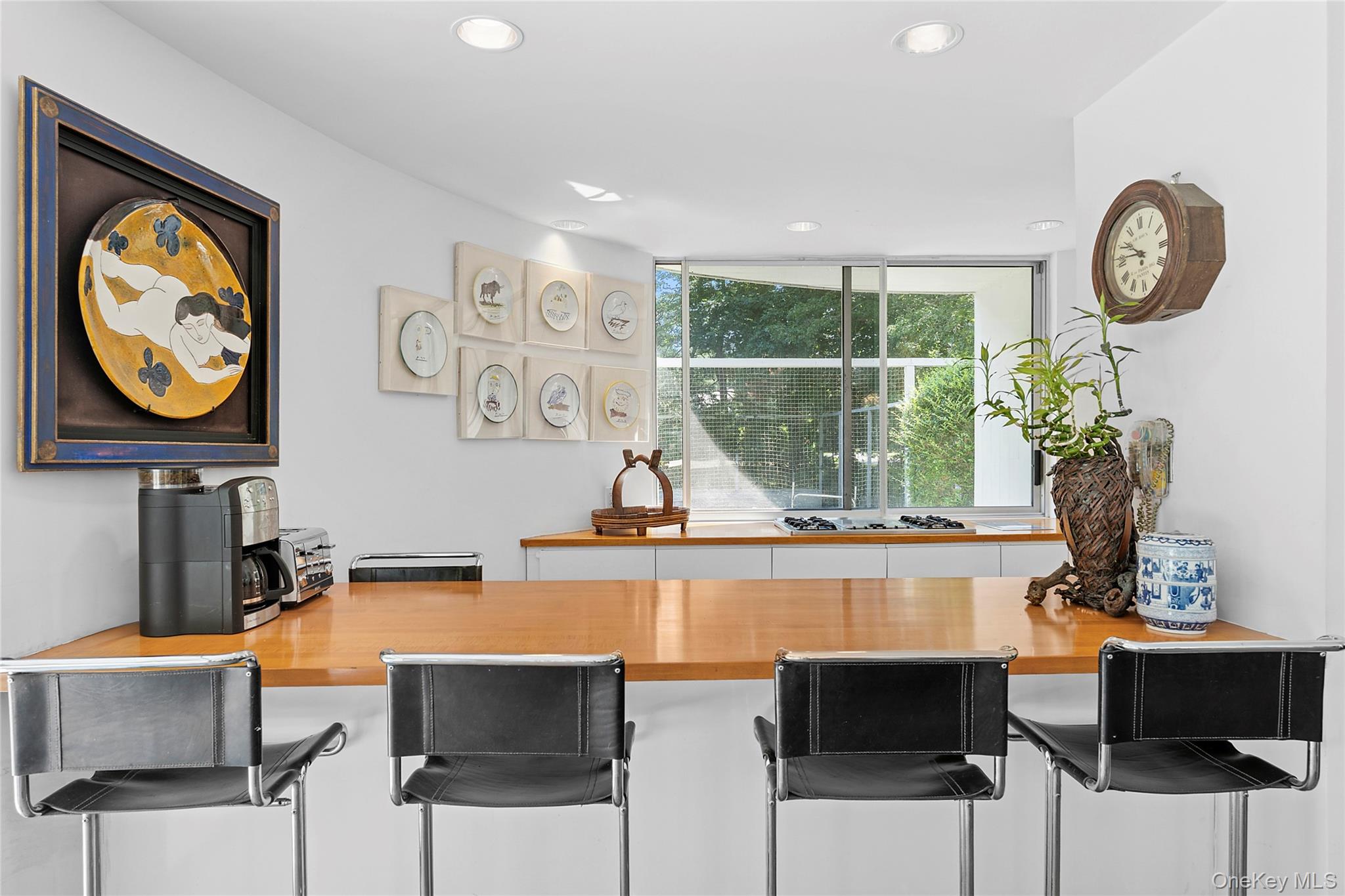 #5 photo, 12 Lakewood Lane, Quogue , NY 11959