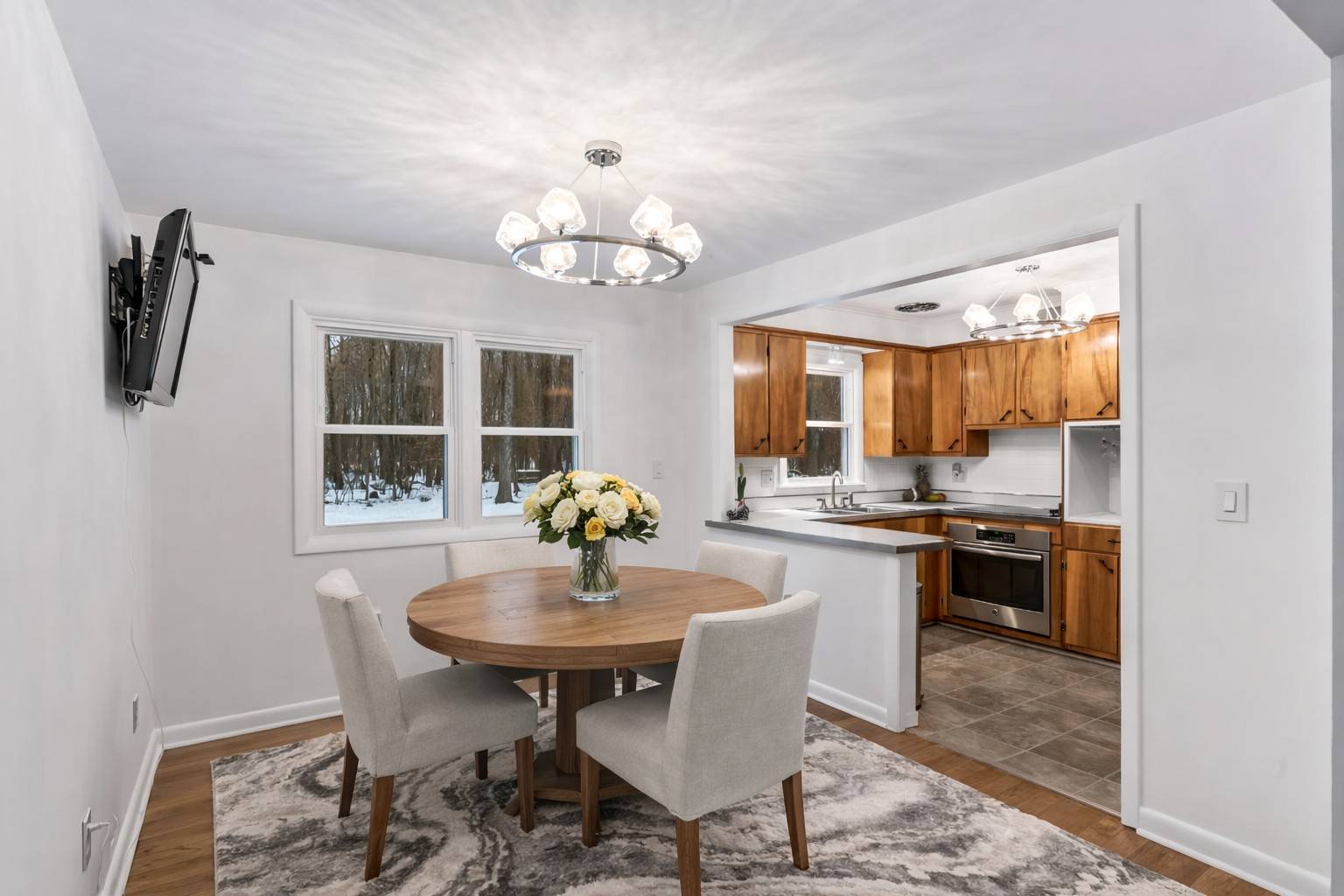 #14 photo, 15 Maywood Dr, Schenectady , NY 12302