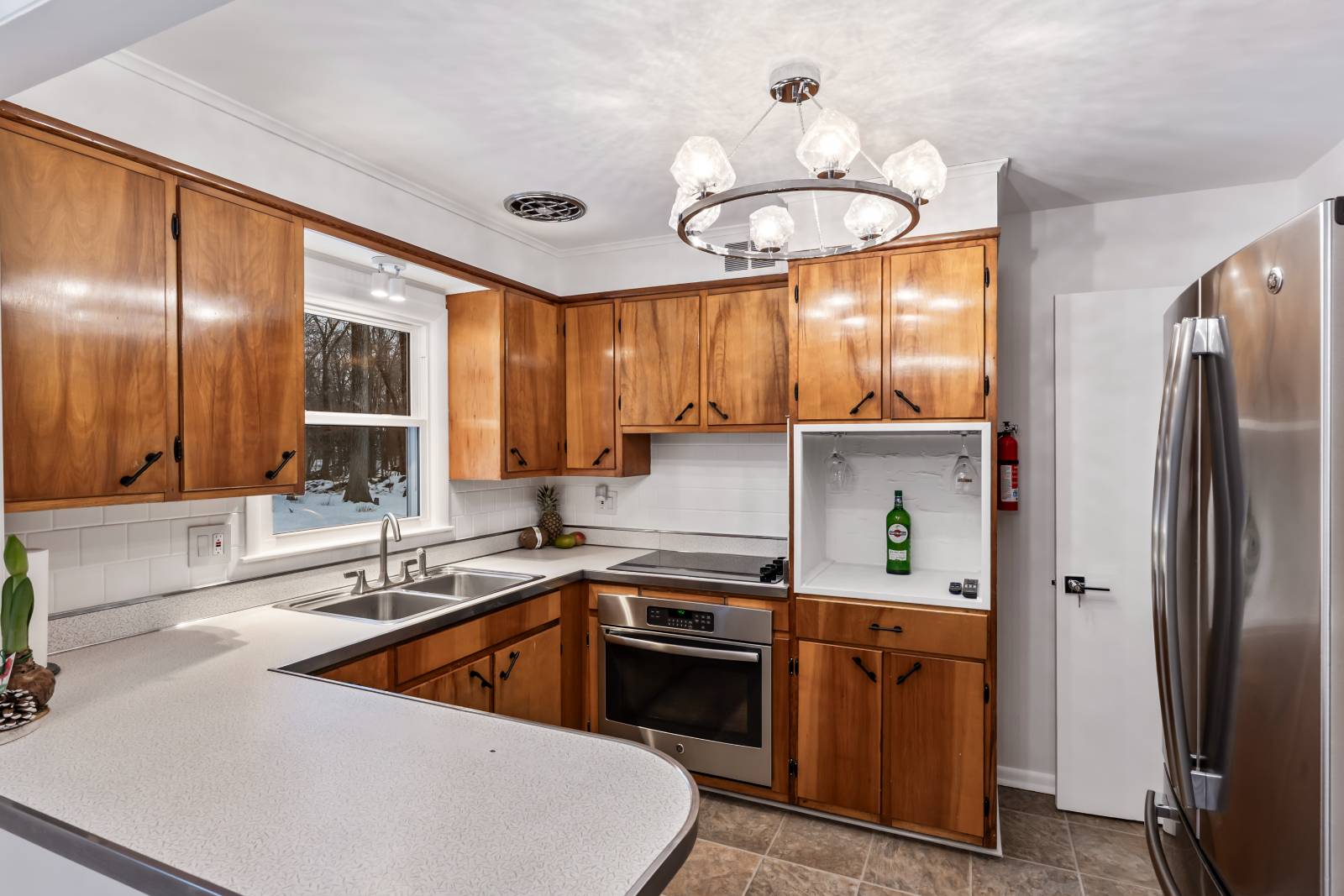 #18 photo, 15 Maywood Dr, Schenectady , NY 12302