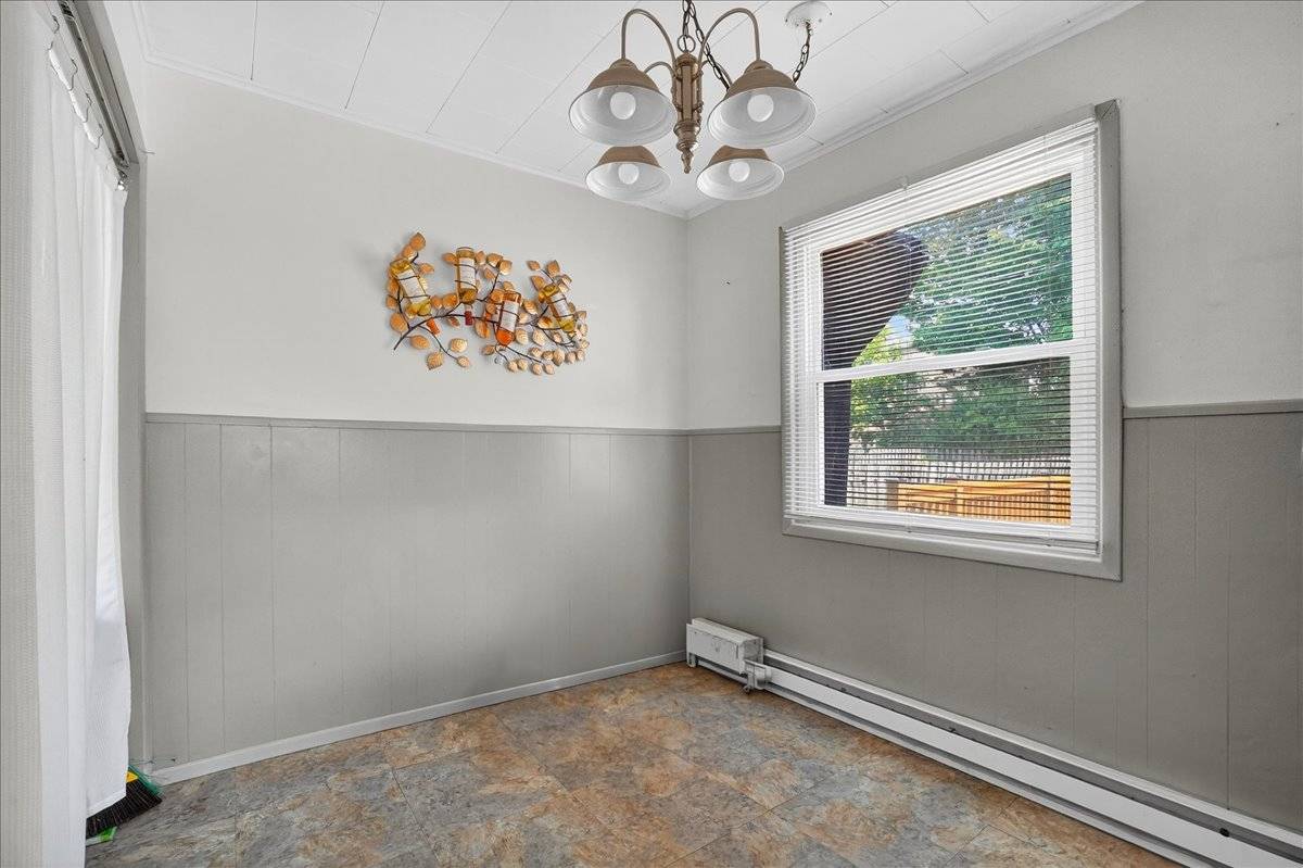 #35 photo, 302 S William St, 뉴욕주 Johnstown , NY 12095