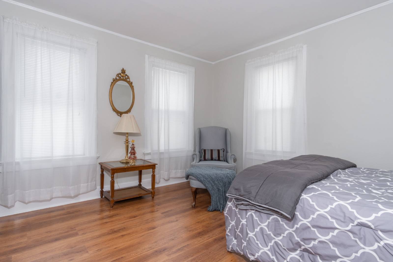 #47 photo, 302 S William St, 뉴욕주 Johnstown , NY 12095