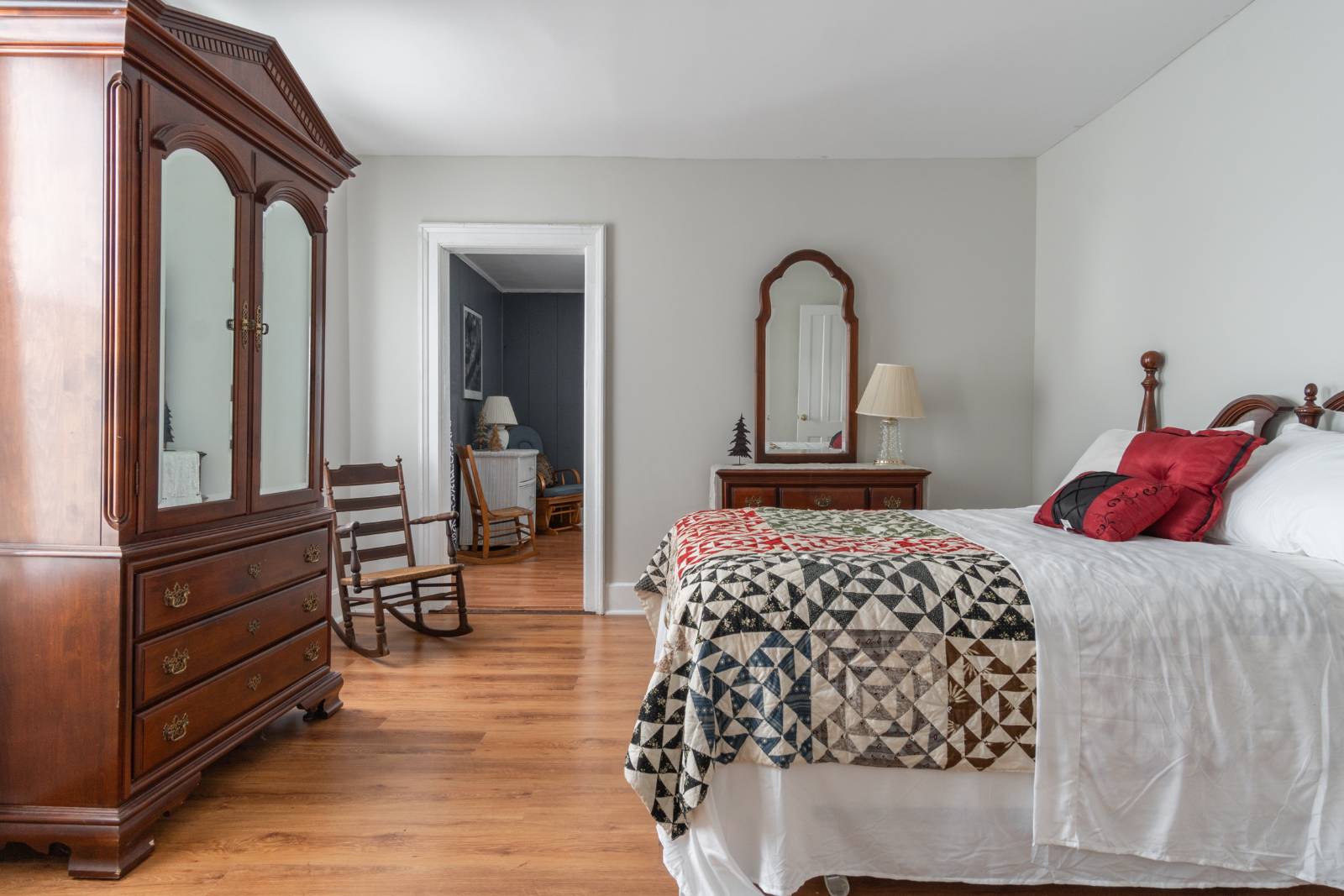 #51 photo, 302 S William St, 뉴욕주 Johnstown , NY 12095