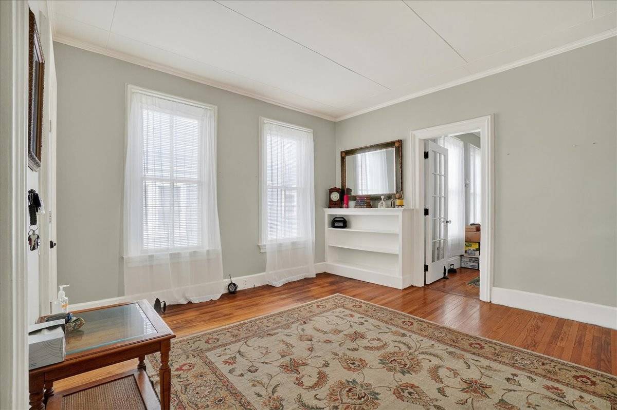 #7 photo, 302 S William St, 뉴욕주 Johnstown , NY 12095