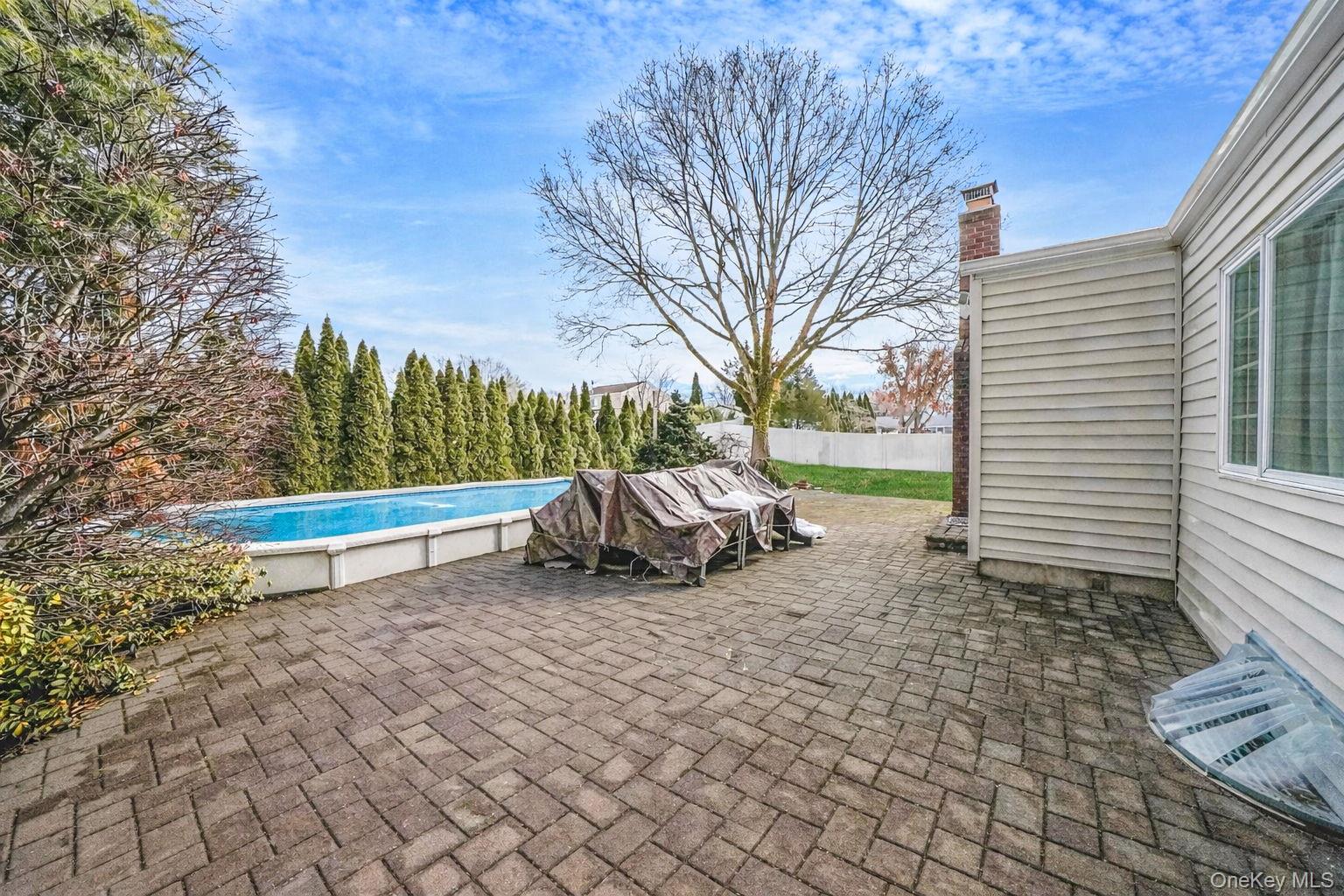 #35 photo, 3 Biscayne Avenue, সাফোক কাউন্টি Farmingville , NY 11738