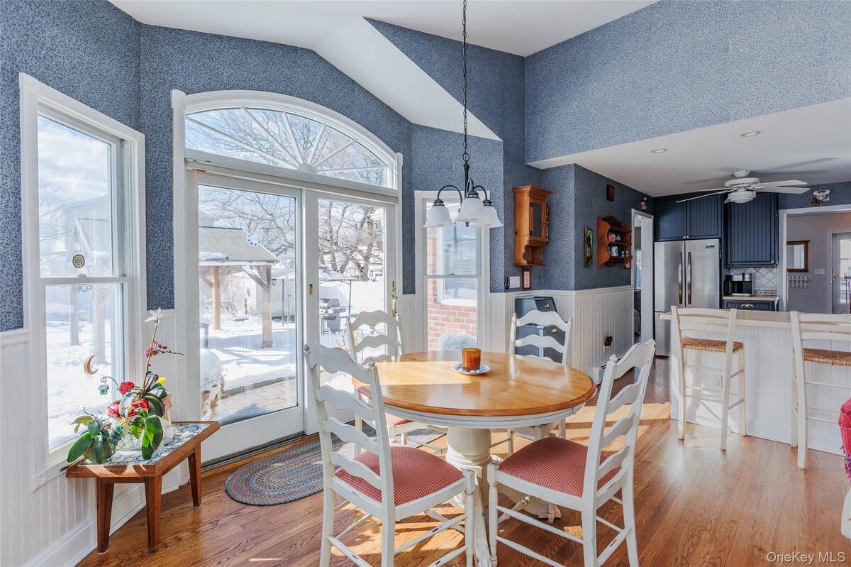 #12 photo, 45 Terry Lane, Commack , NY 11725