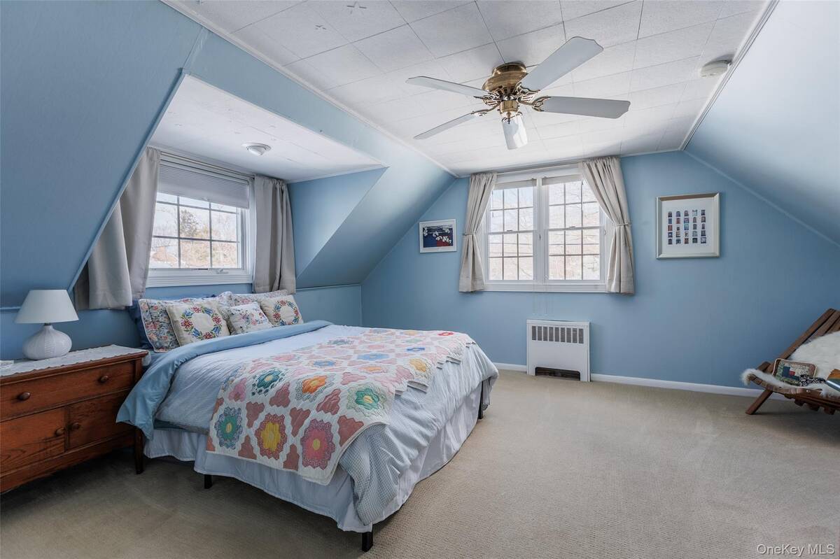 #19 photo, 45 Terry Lane, Commack , NY 11725