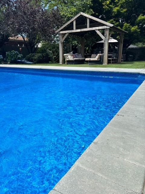 #28 photo, 45 Terry Lane, Commack , NY 11725