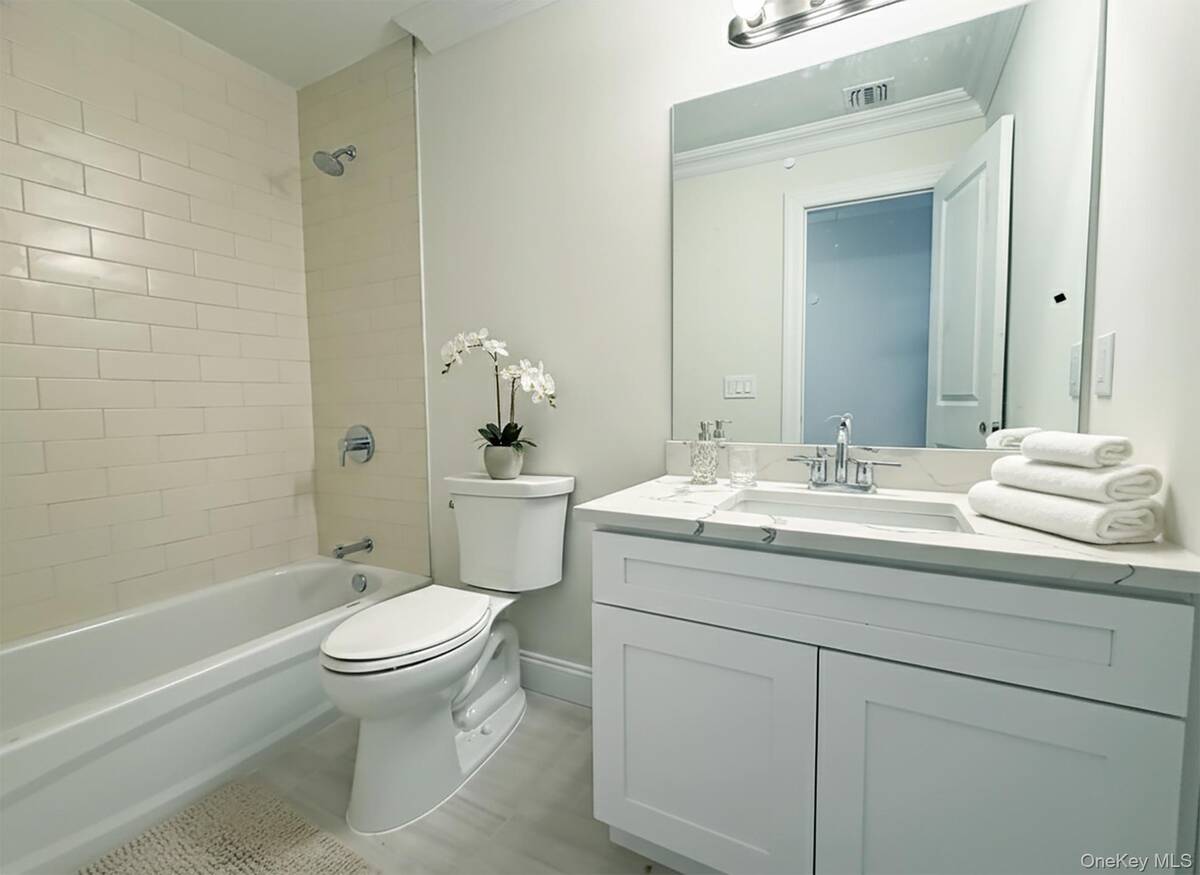 #15 photo, 103 Brookfield Avenue, #B, Center Moriches , NY 11934