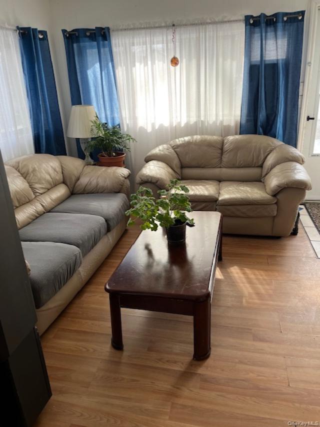 #3 photo, 111 WYONA Wyona Avenue, 롱 아일랜드 Selden , NY 11784