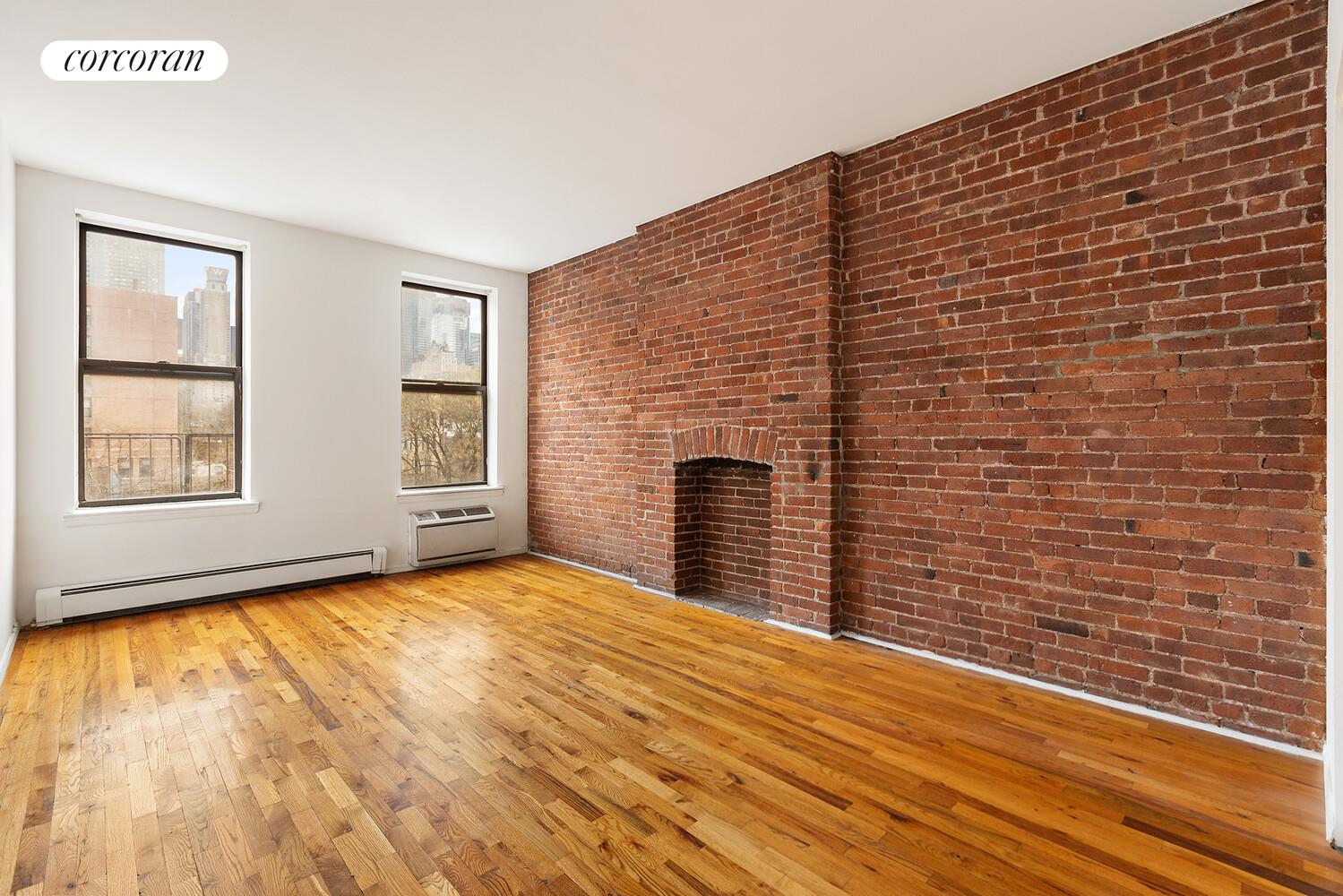 #4 photo, New York City, Hell's Kitchen , NY 10036