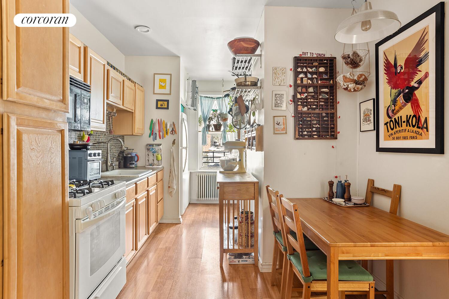 #2 photo, 203 29TH Street, Greenwood Heights , NY 11232