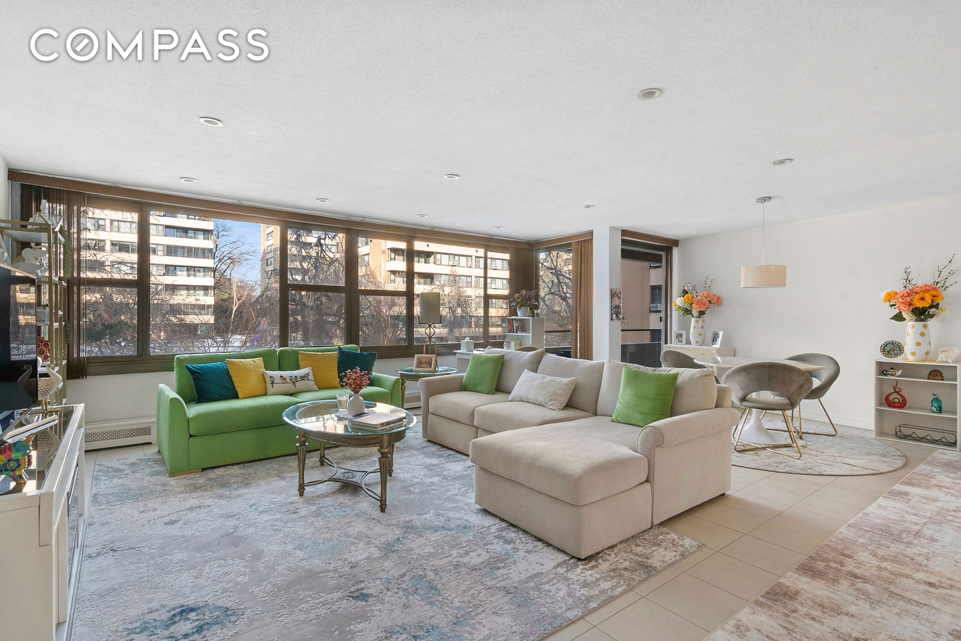 #3 photo, 9-20 166th Street, 뉴욕퀸즈 Whitestone , NY 11357