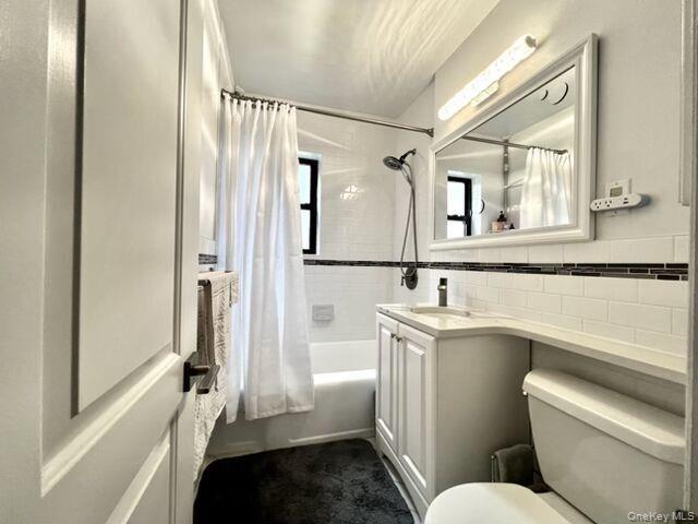 #9 photo, 74-80 220th Street, Bayside , NY 11364