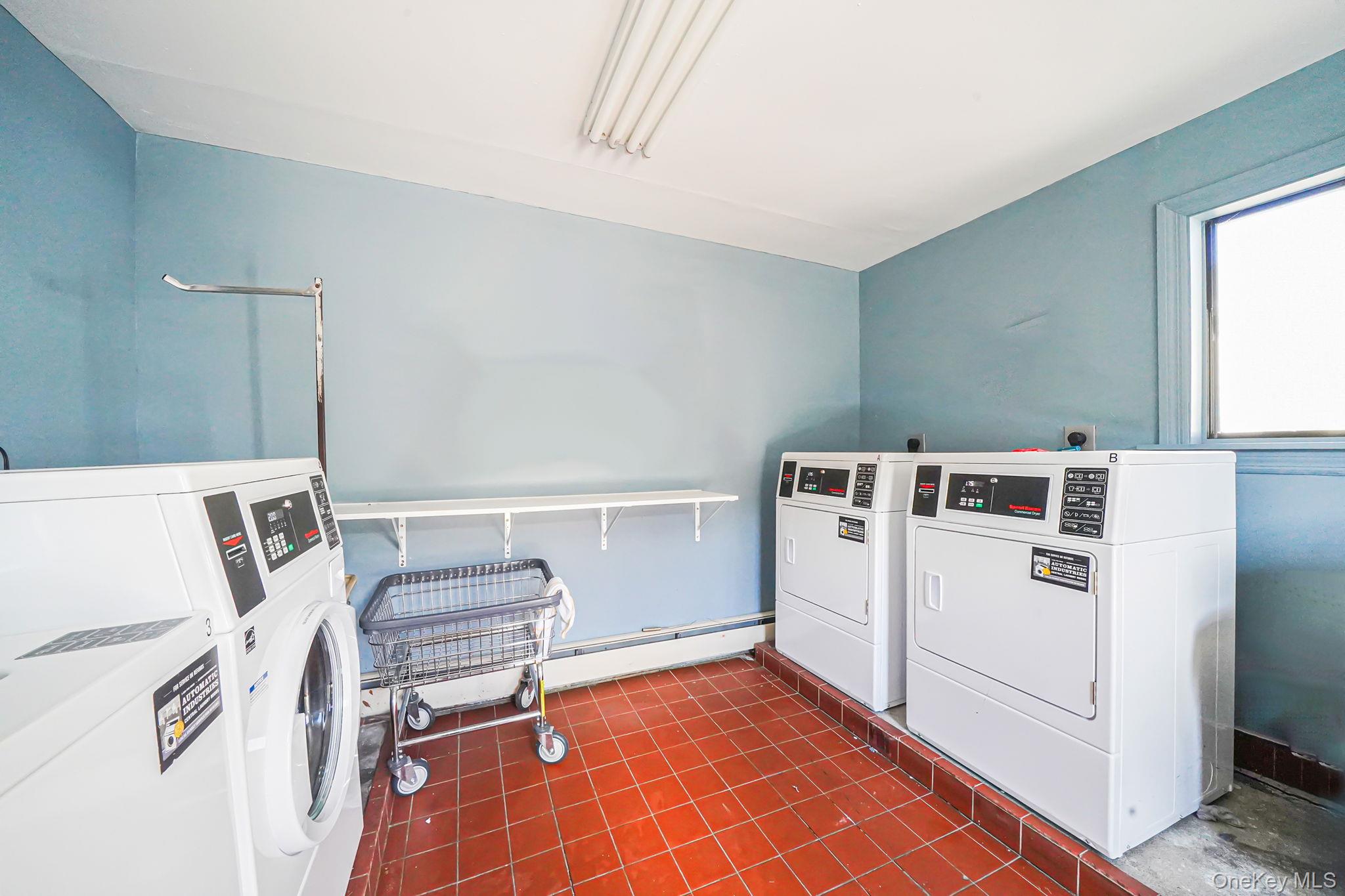 #14 photo, 263 River Avenue, সাফোক কাউন্টি Patchogue , NY 11772