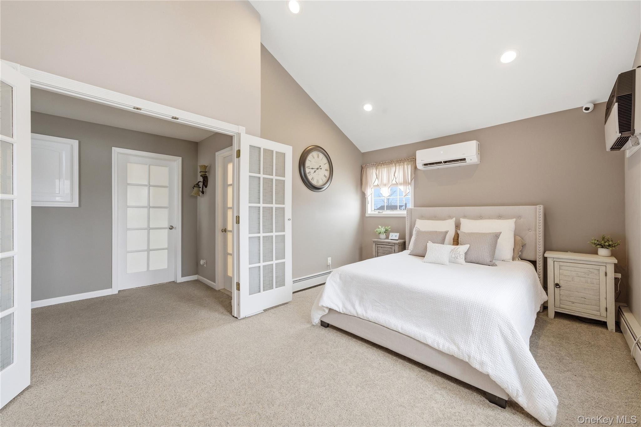 #16 photo, 450 Ocean Avenue, Massapequa Park , NY 11762