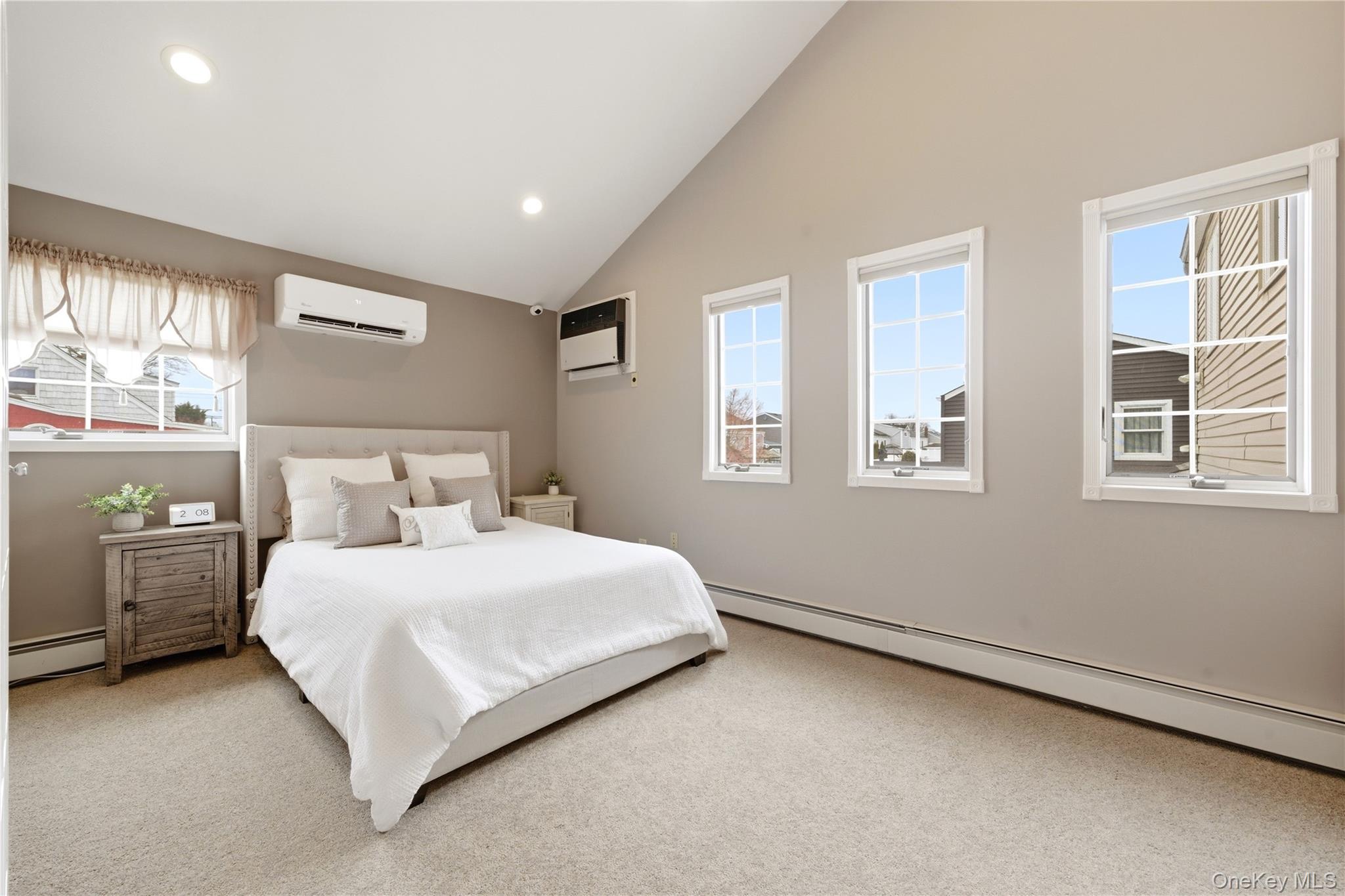 #17 photo, 450 Ocean Avenue, Massapequa Park , NY 11762