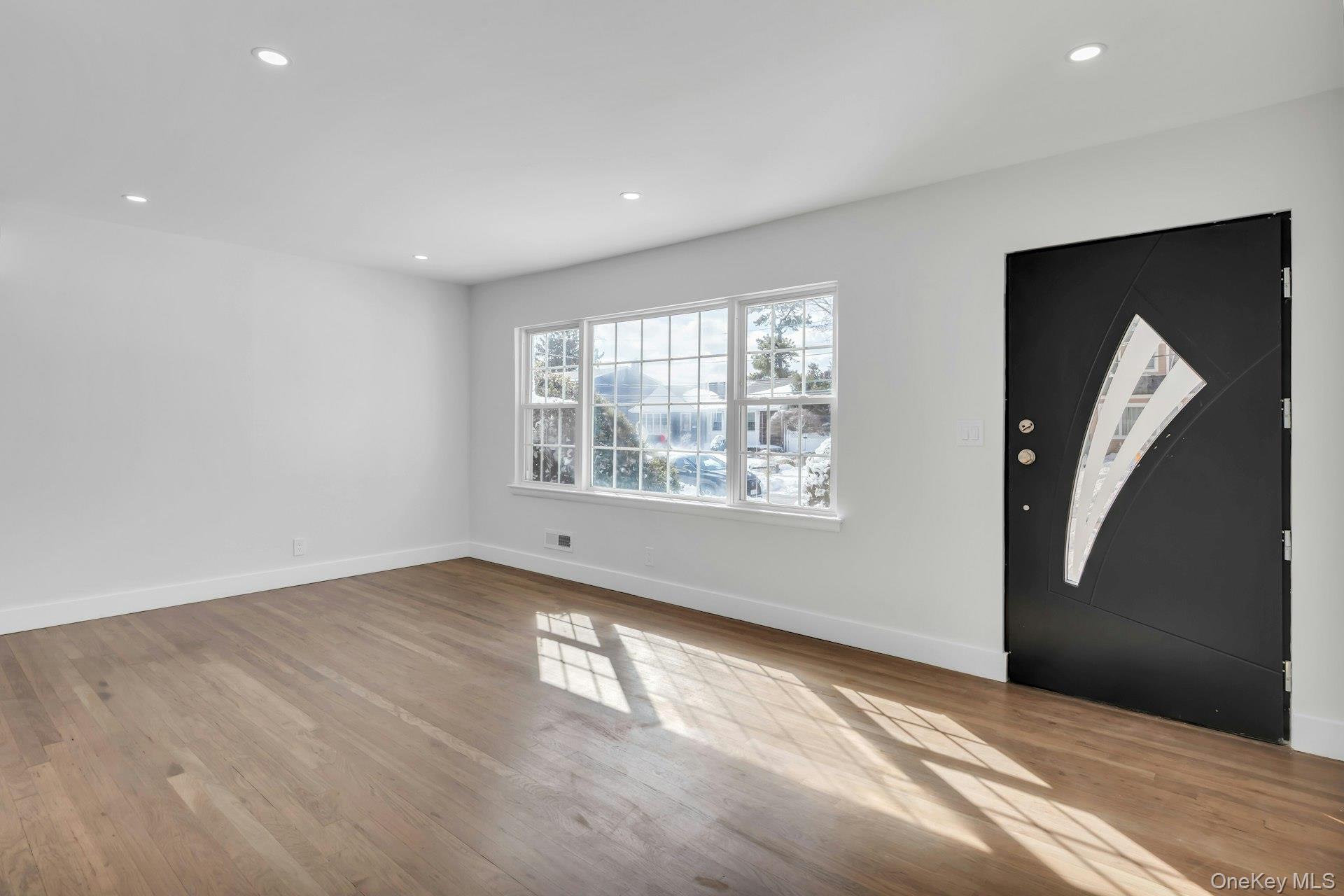 #3 photo, 11 Barbara Drive, Farmingdale , NY 11735