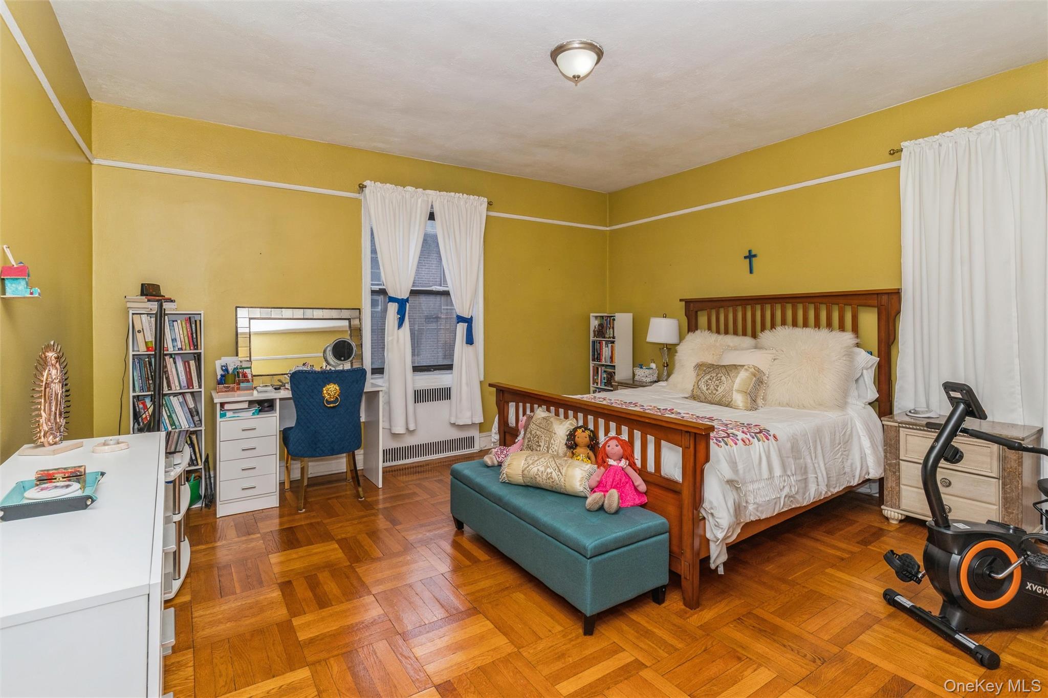 #10 photo, 35-30 73rd Street, Jackson Heights , NY 11372