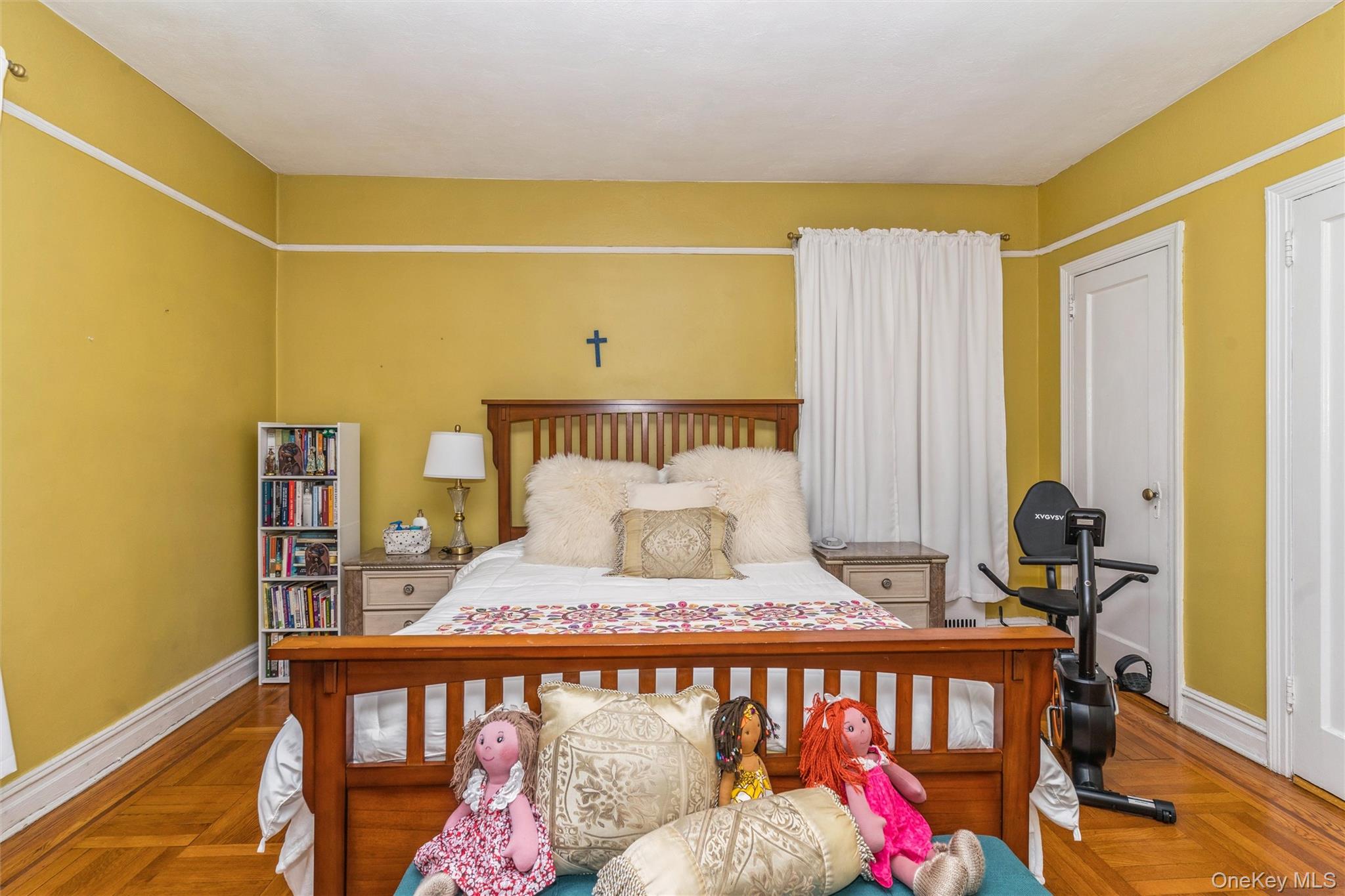 #12 photo, 35-30 73rd Street, Jackson Heights , NY 11372