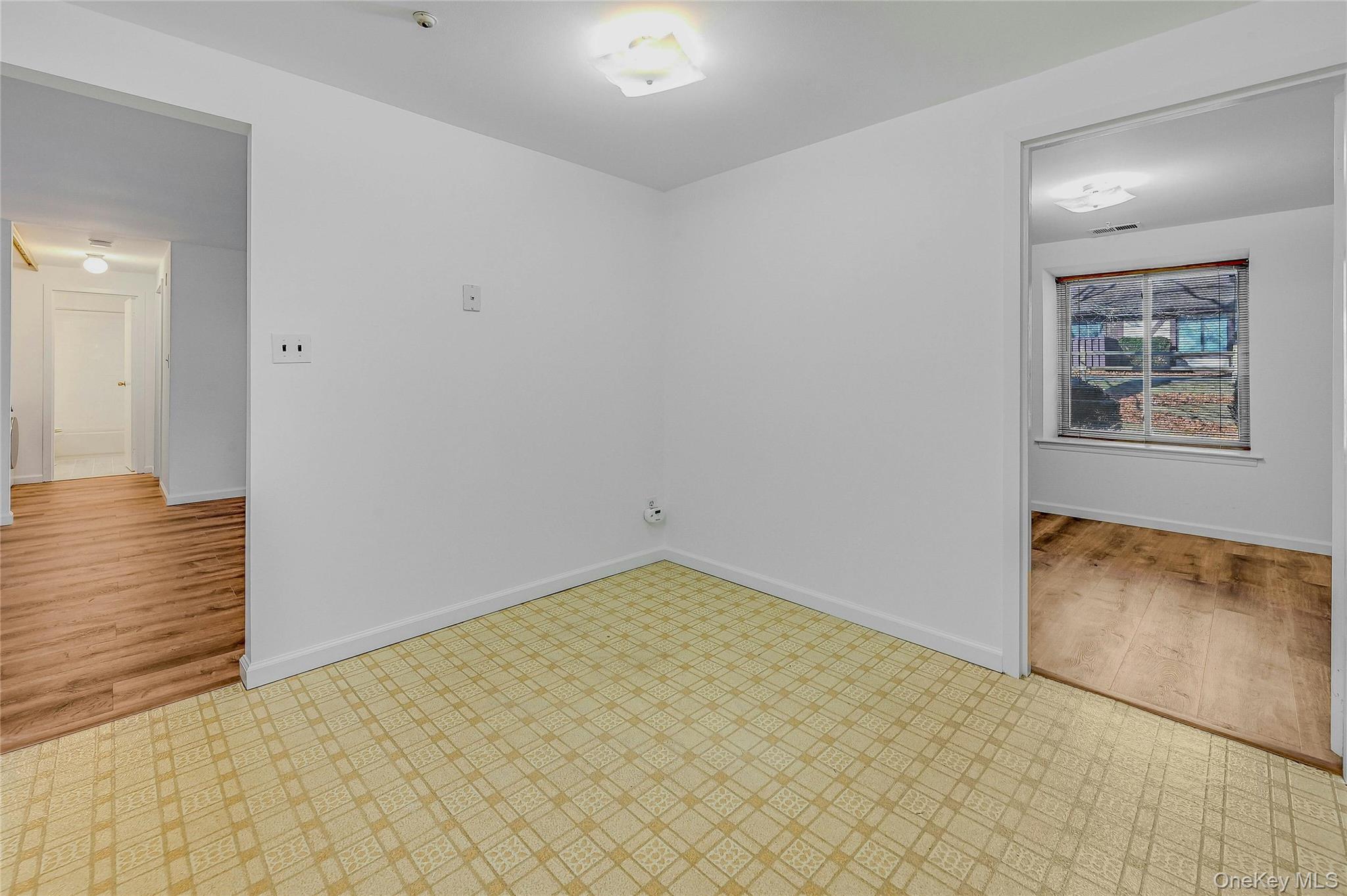 #15 photo, 174 Sagamore Hills Drive, 롱 아일랜드 Port Jefferson Station , NY 11776