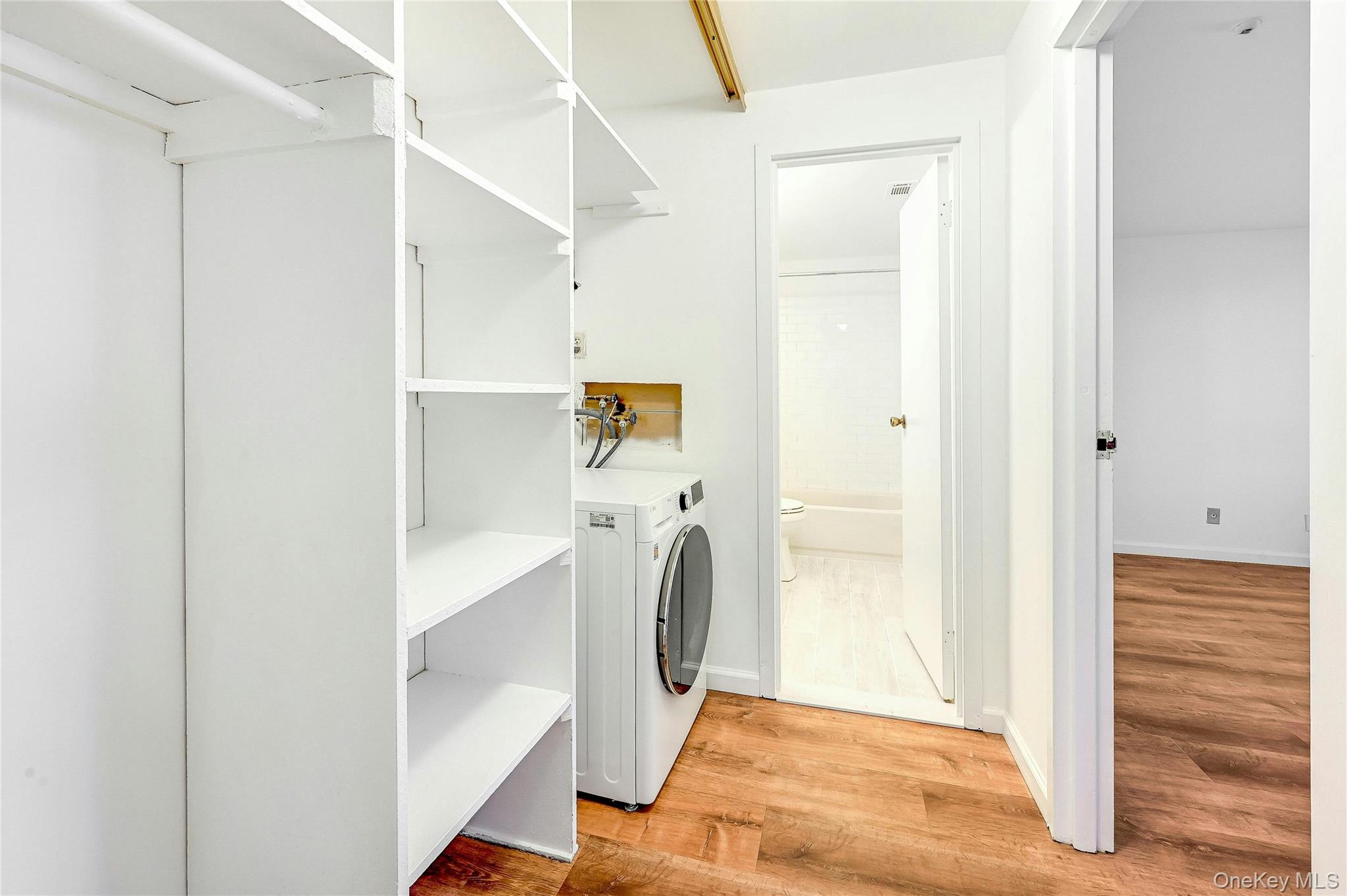 #4 photo, 174 Sagamore Hills Drive, 롱 아일랜드 Port Jefferson Station , NY 11776