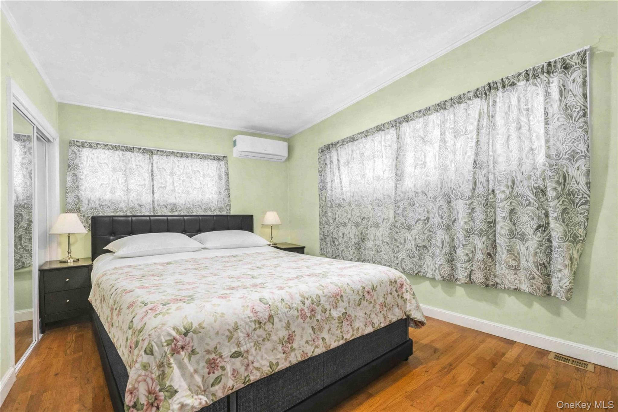 #17 photo, 1097 Carll Drive, Bay Shore , NY 11706