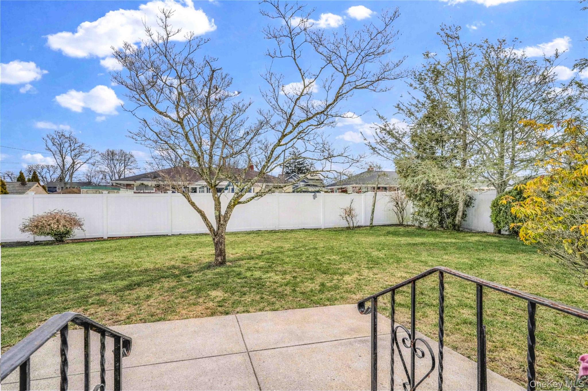 #18 photo, 1097 Carll Drive, Bay Shore , NY 11706