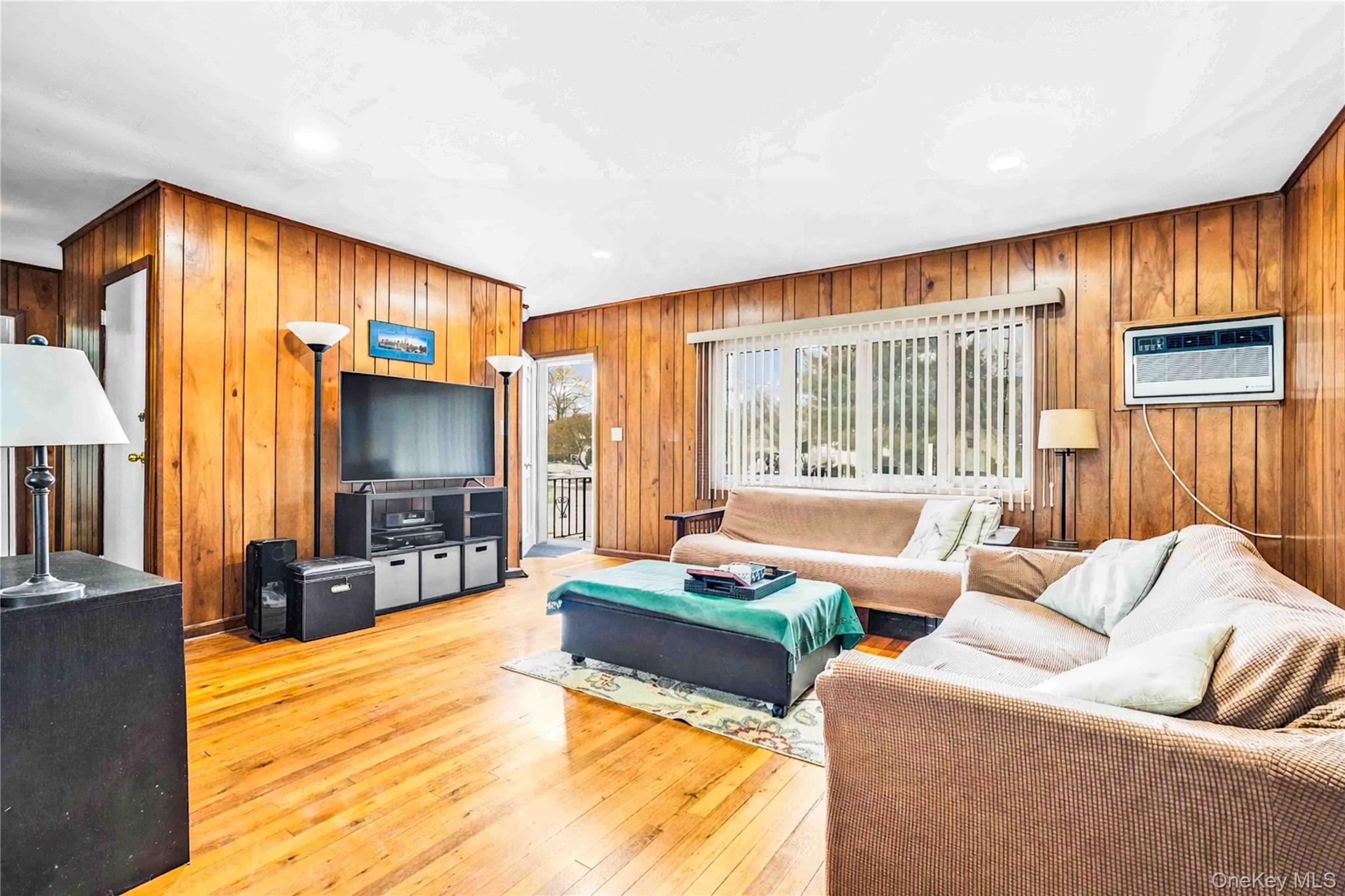 #3 photo, 1097 Carll Drive, Bay Shore , NY 11706