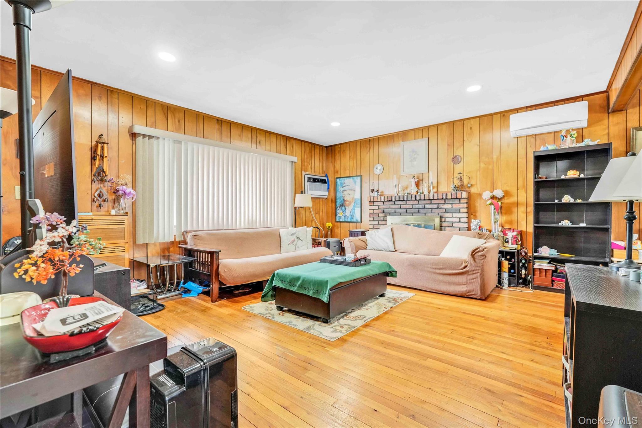 #7 photo, 1097 Carll Drive, Bay Shore , NY 11706