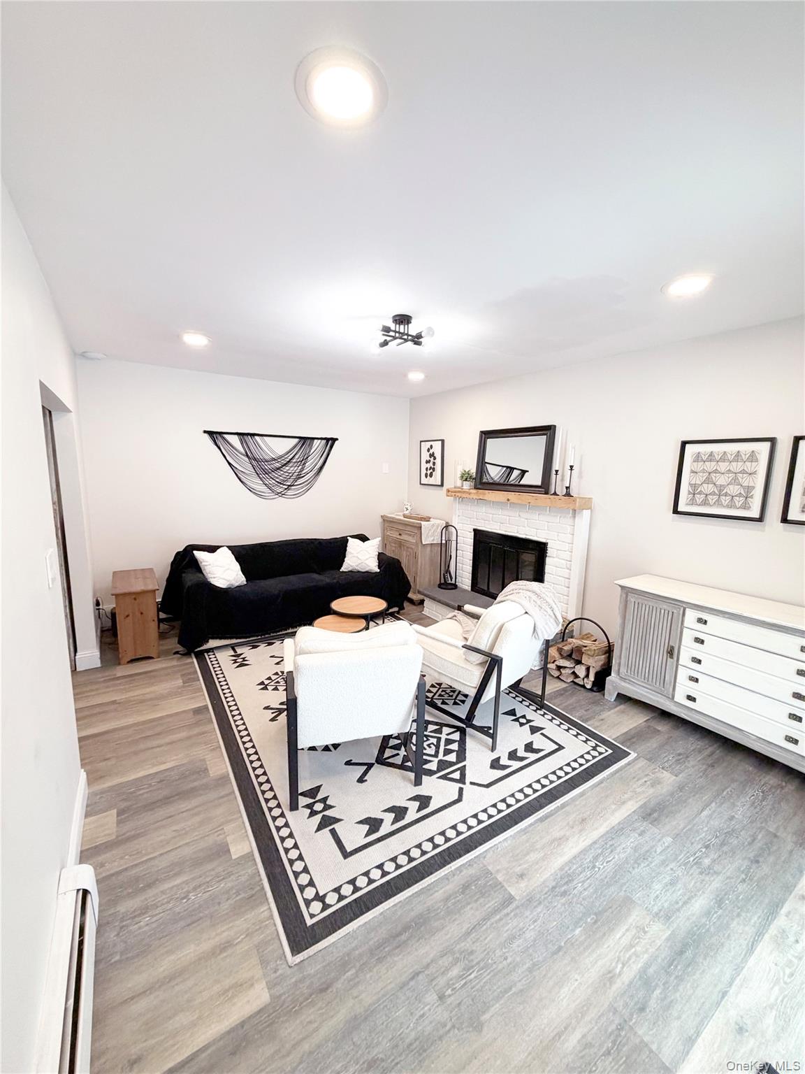 #8 photo, 22 Berkshire Road, West Babylon , NY 11704