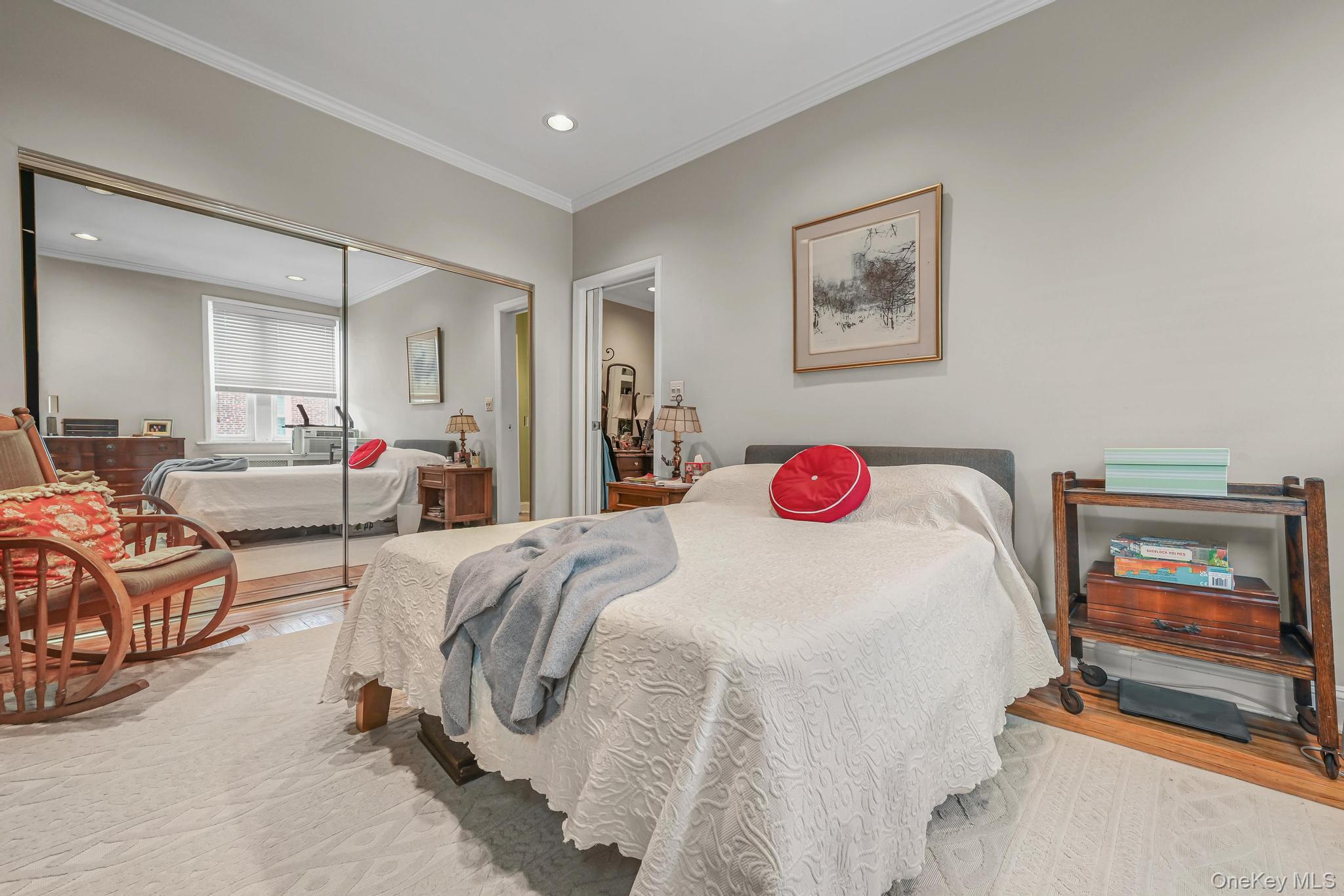 #10 photo, 185 Atlantic Avenue, Lynbrook , NY 11563