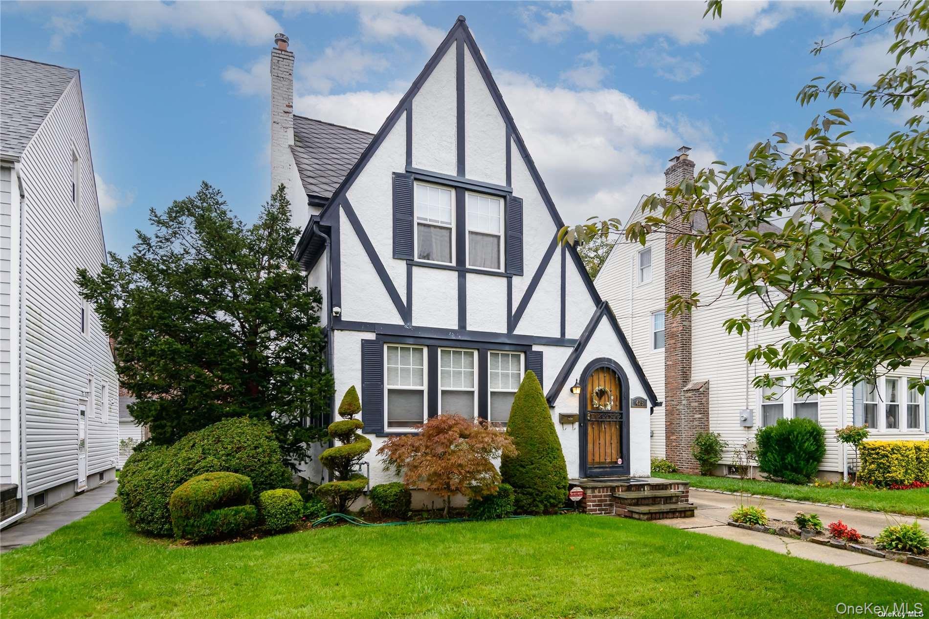 #2 photo, 425 Marcellus Road, নাসাউ কাউন্টি Mineola , NY 11501