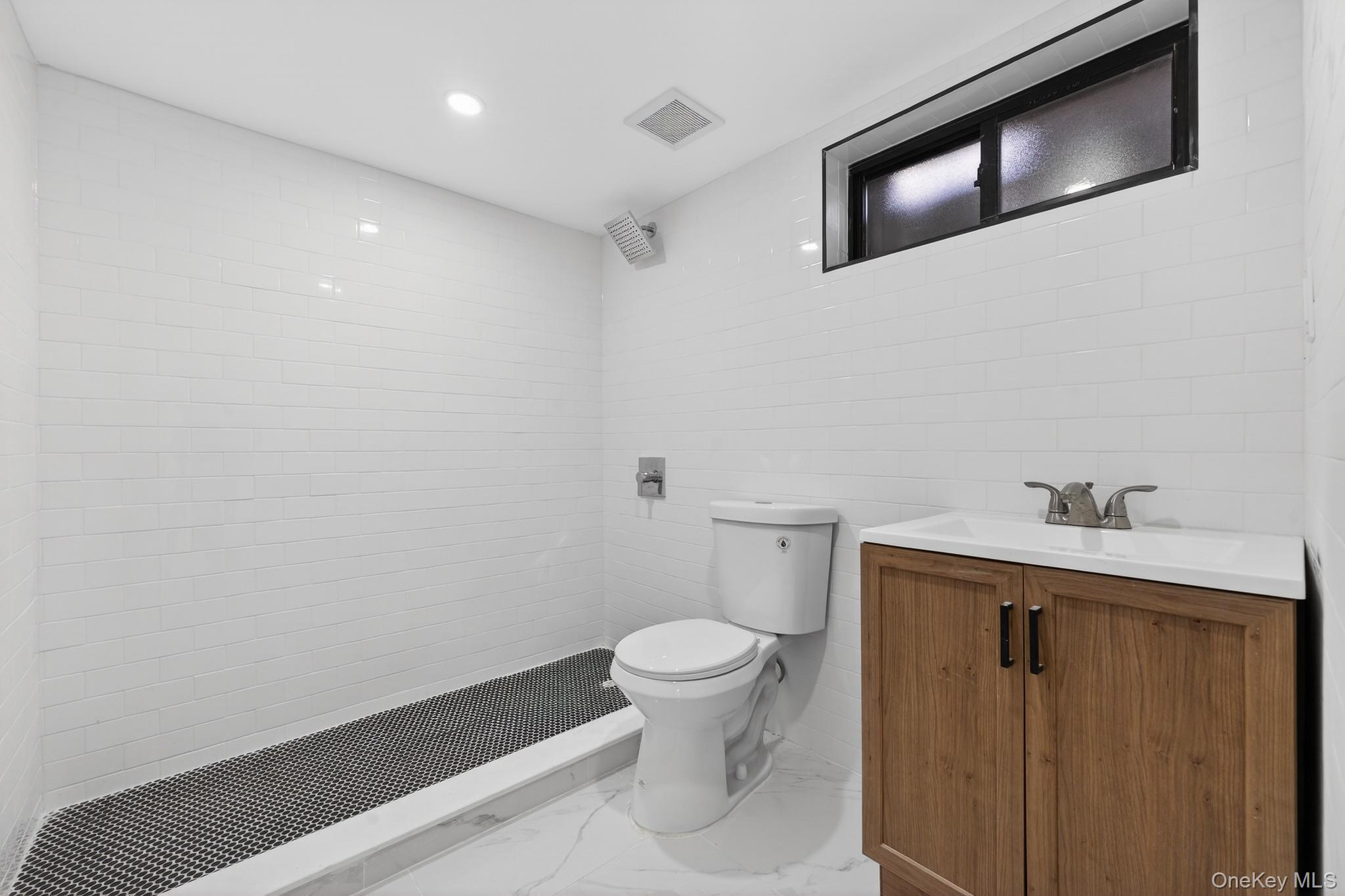 #14 photo, 186-14 121st Avenue, Saint Albans , NY 11412